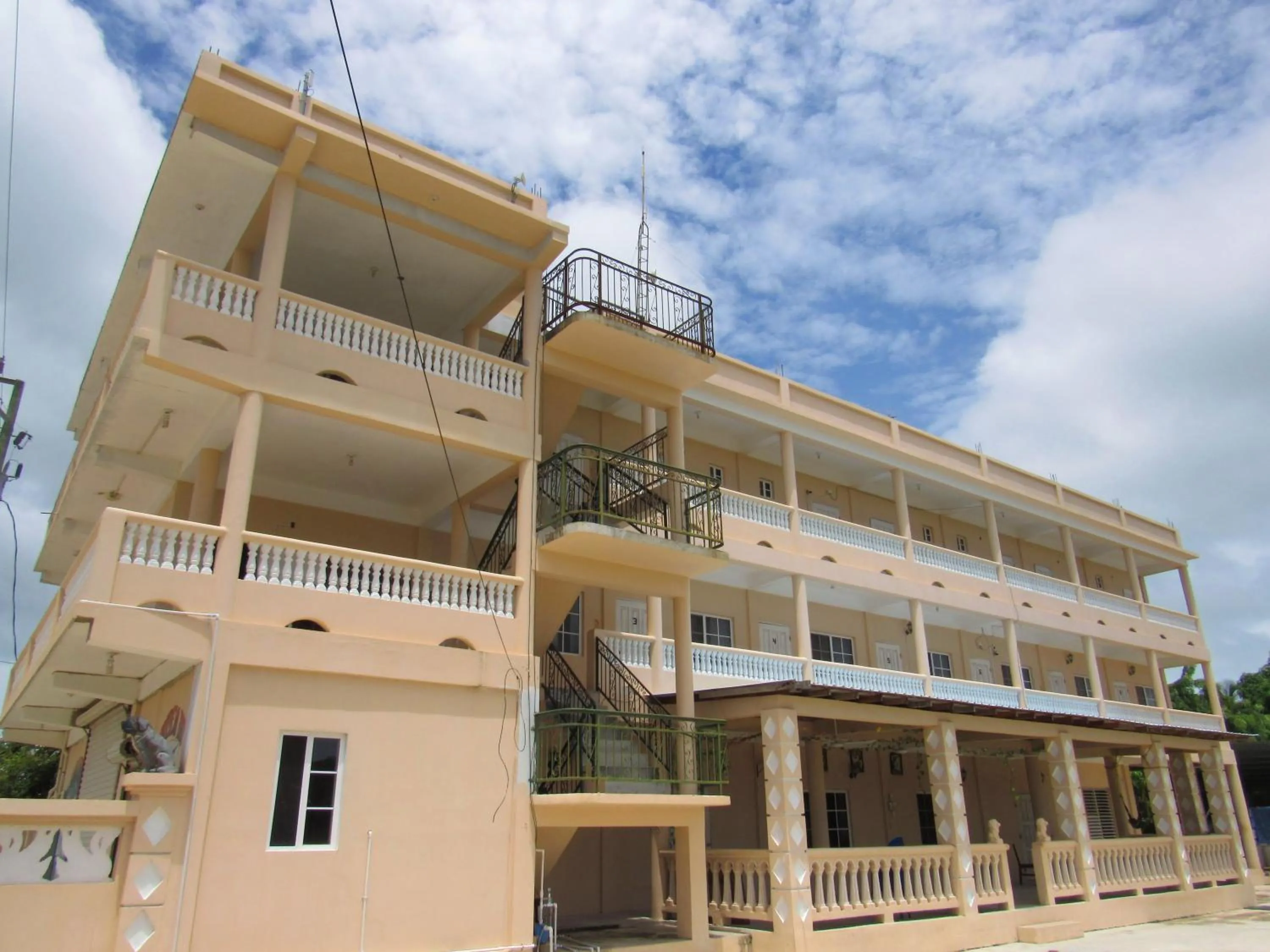 Property building in SARTENEJA Inn