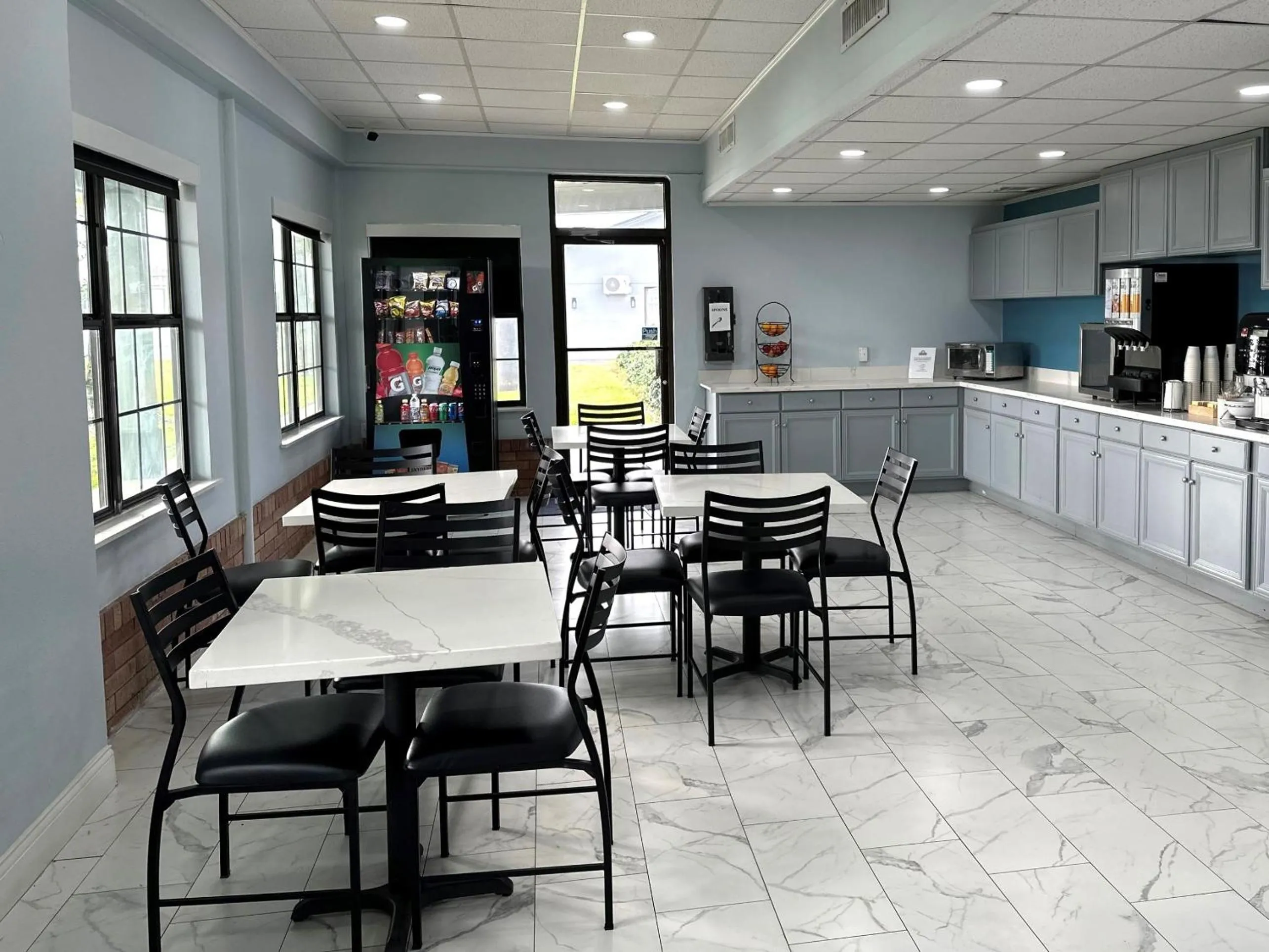 Breakfast in Days Inn by Wyndham Lake Charles