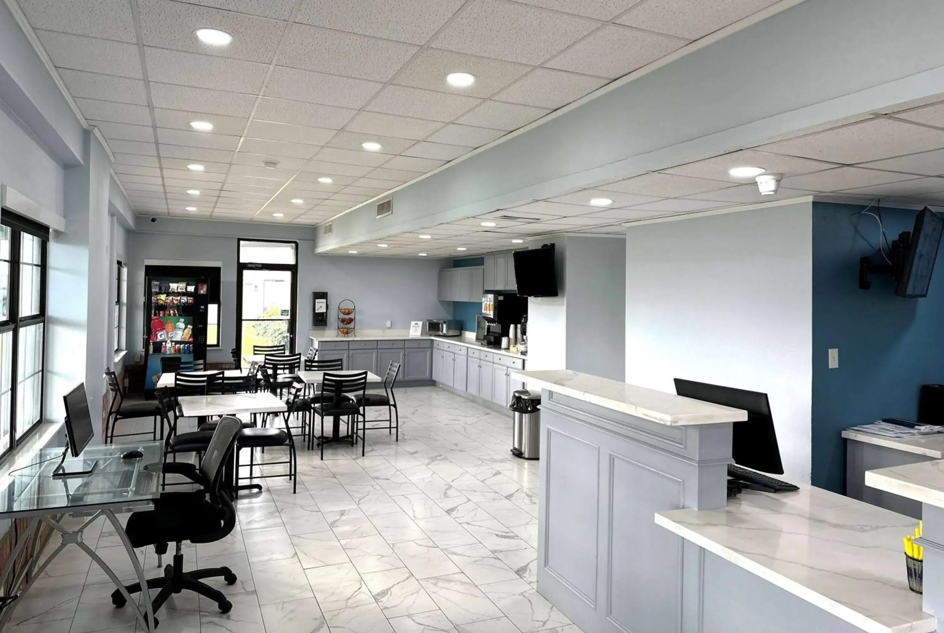 Lobby or reception in Days Inn by Wyndham Lake Charles Lobby or reception in Days Inn by Wyndham Lake Charles