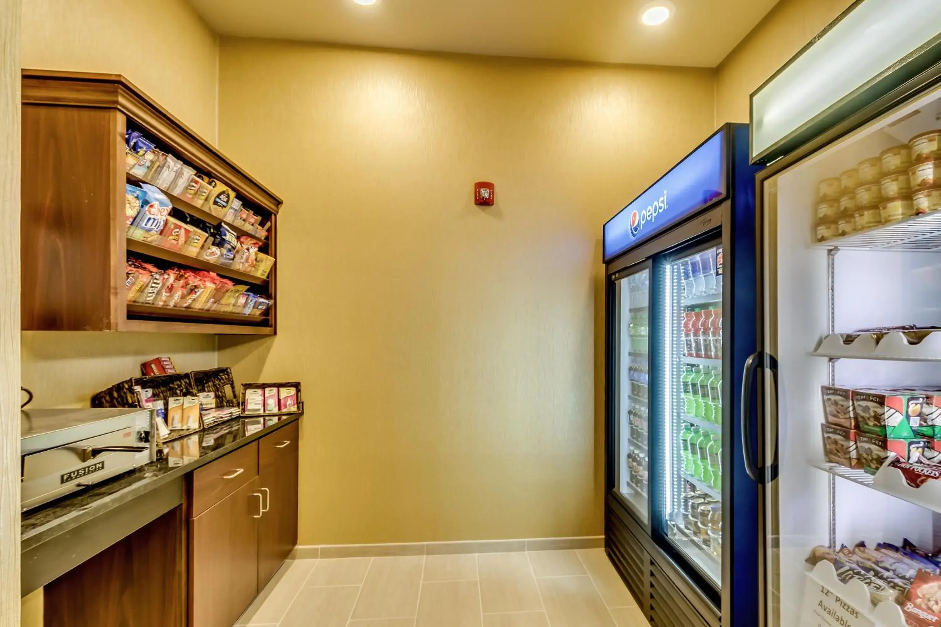 Food in Cobblestone Inn & Suites - Waverly Food in Cobblestone Inn & Suites - Waverly