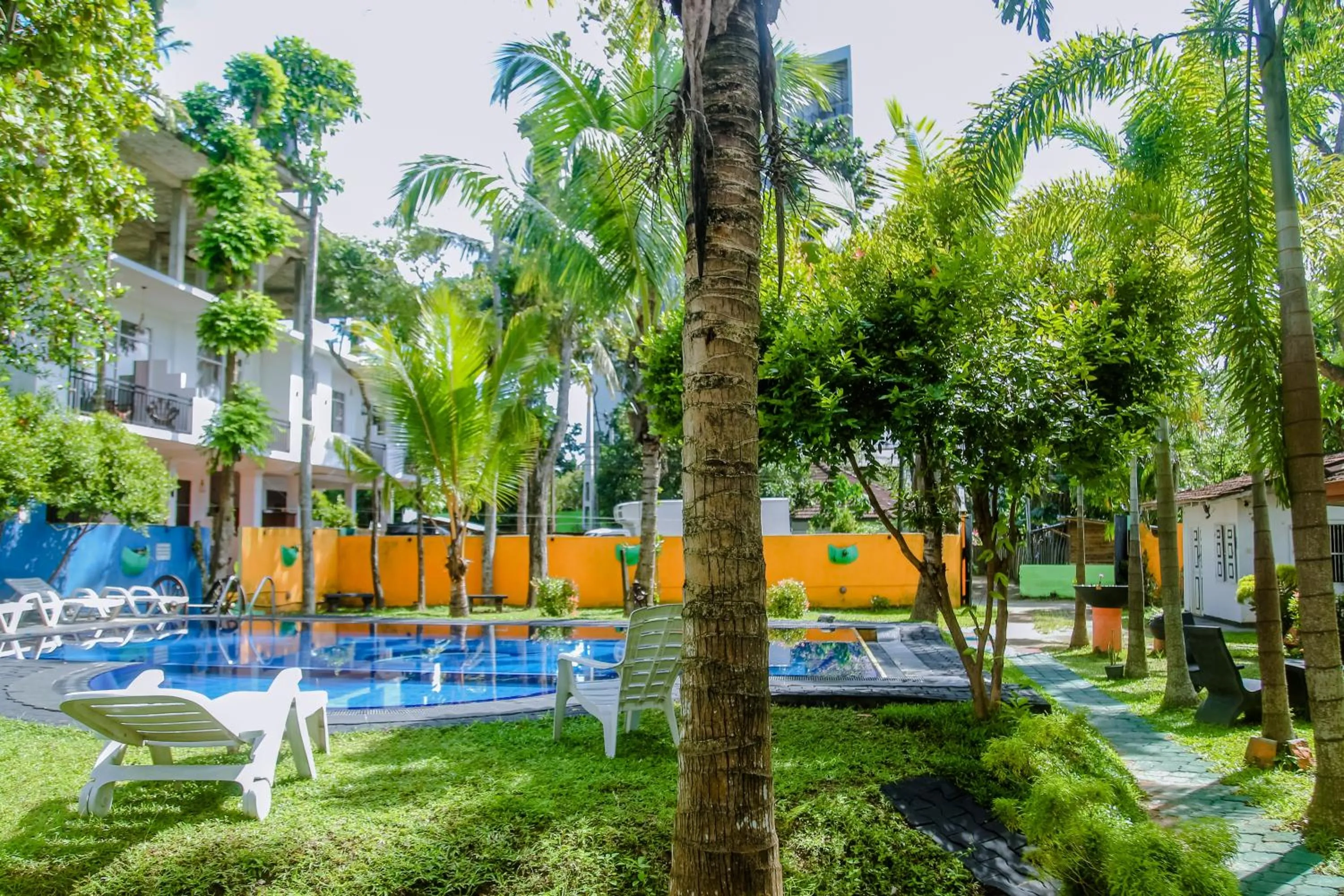 Deluxe Double Room with Garden View in A One Calm Palace