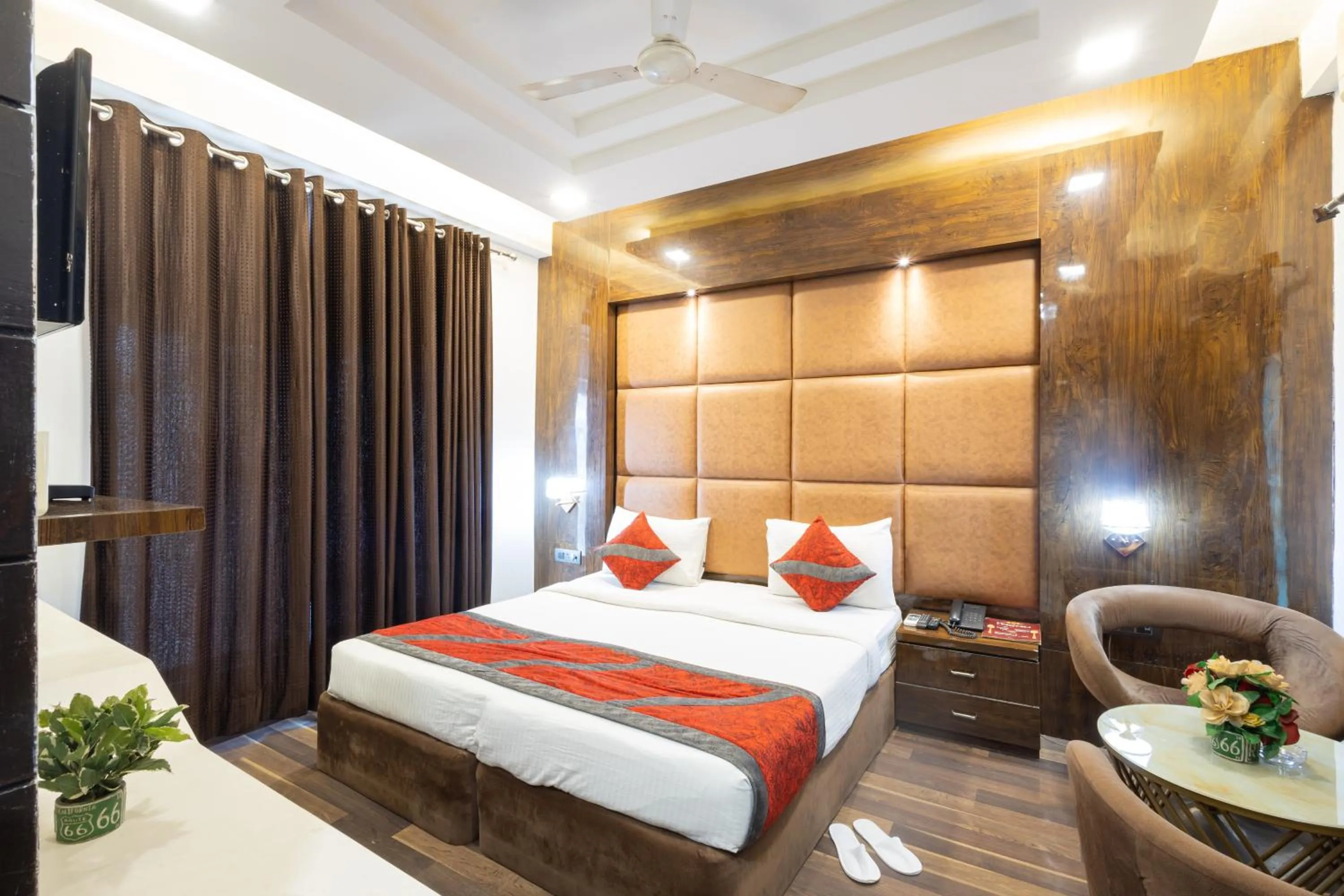 Bed in Hotel Gold Souk - Karol Bagh