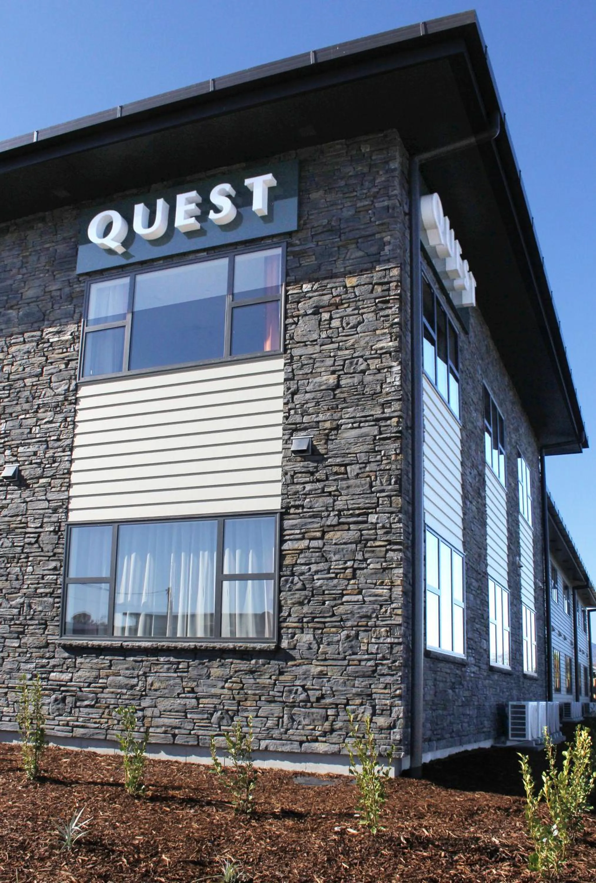 Facade/entrance in Quest Taupo
