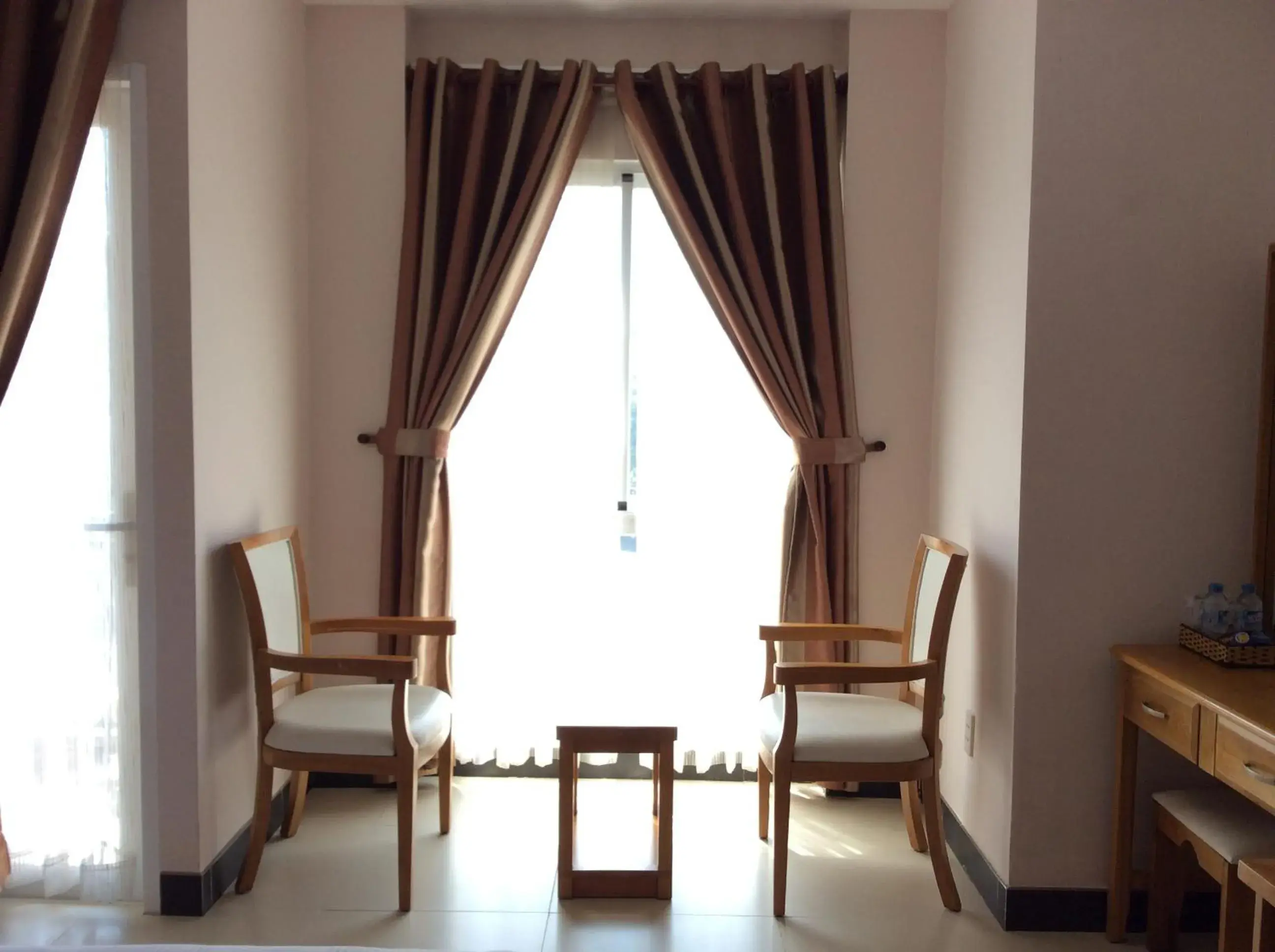 Deluxe Double Room with Balcony in Co Ba Vung Tau Hotel Deluxe Double Room with Balcony in Co Ba Vung Tau Hotel