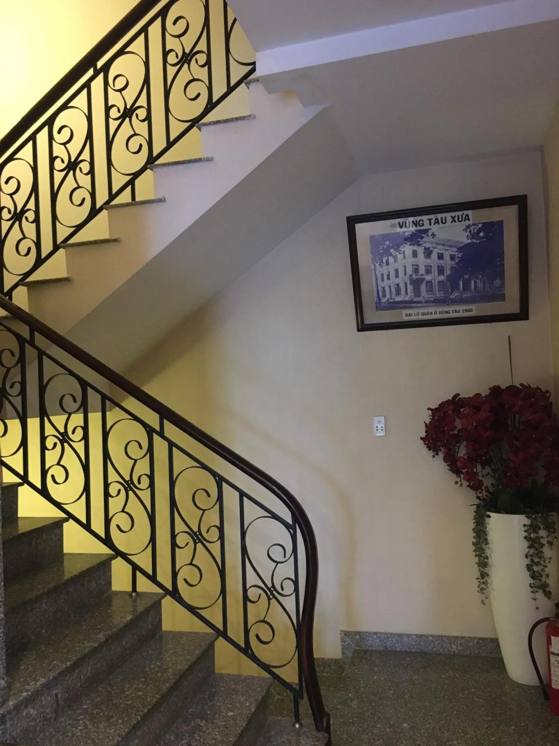 elevator in Co Ba Vung Tau Hotel