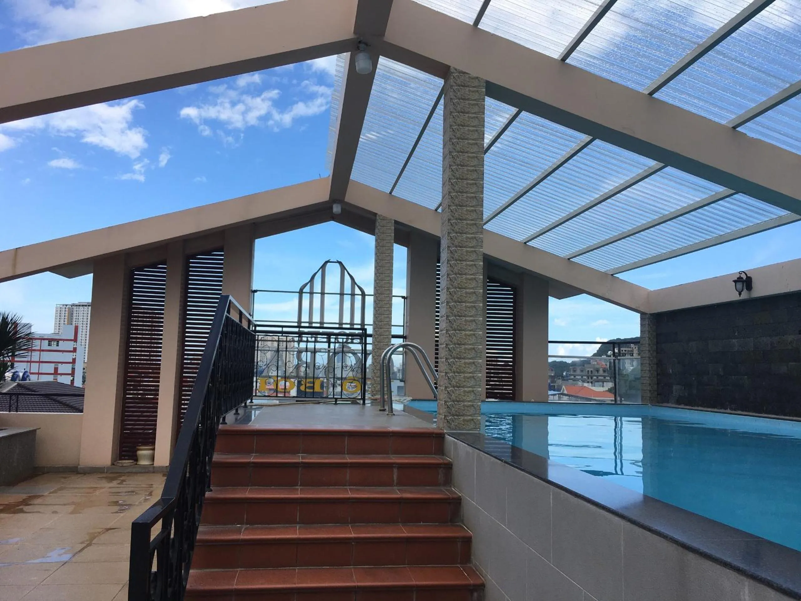 Swimming pool in Co Ba Vung Tau Hotel