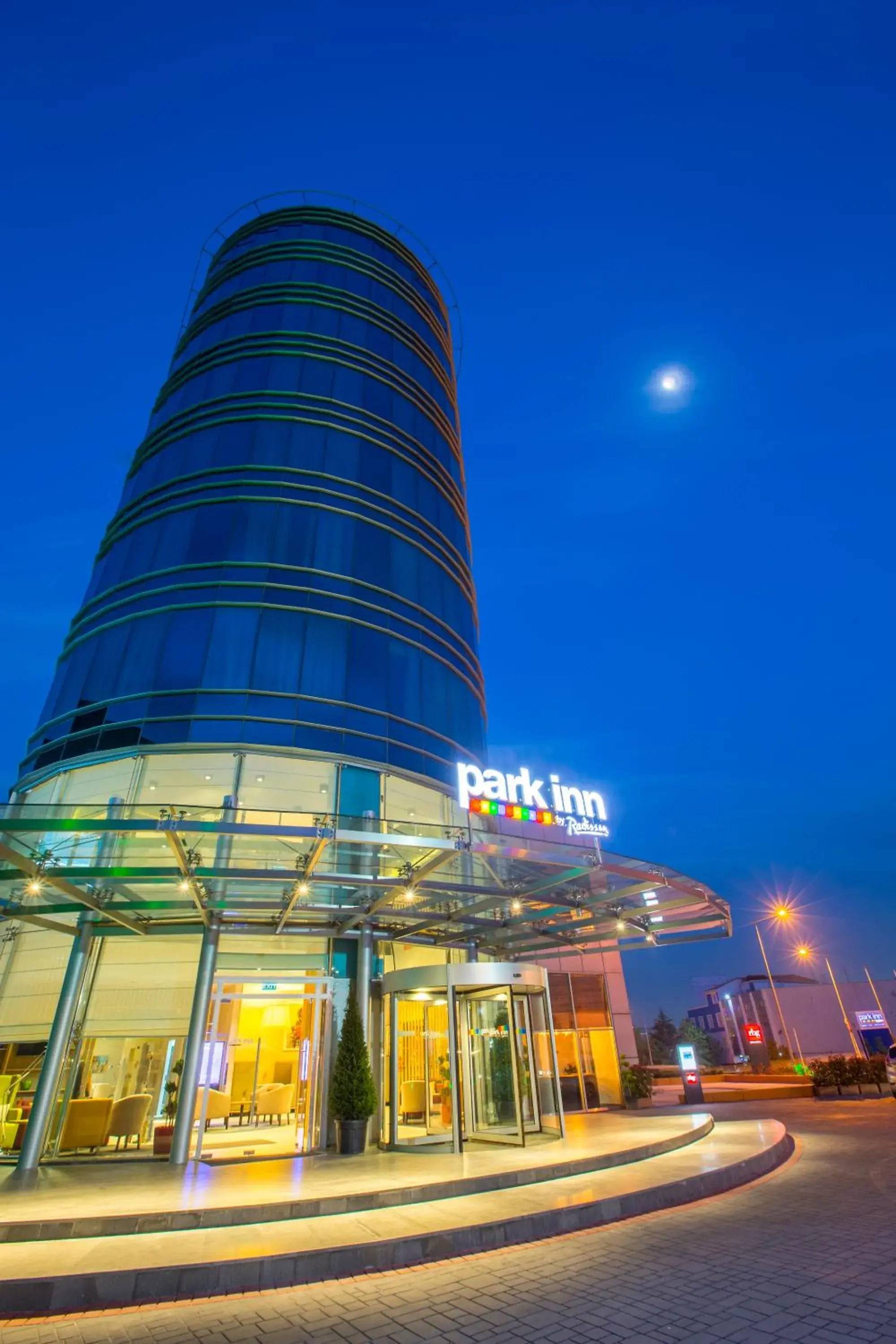 Property building in Park Inn By Radisson Istanbul Ataturk Airport Property building in Park Inn By Radisson Istanbul Ataturk Airport