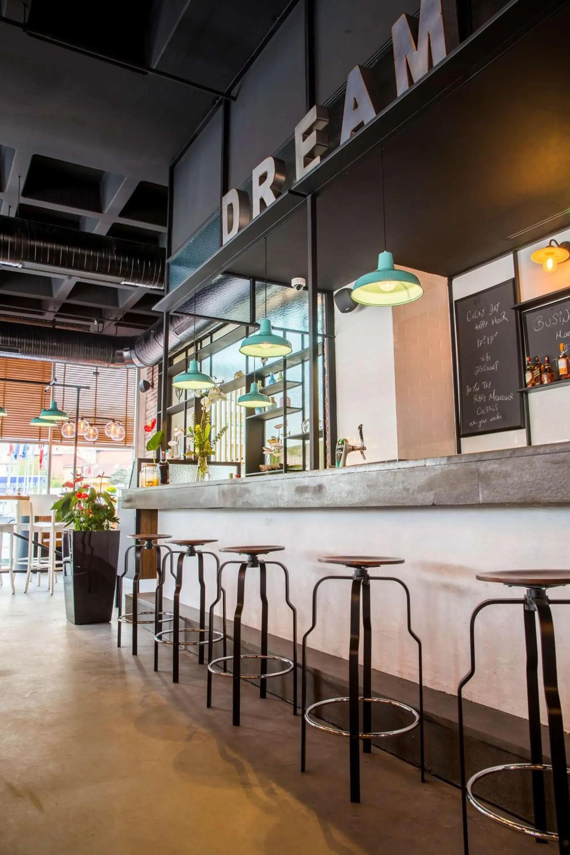 Restaurant/places to eat in Park Inn By Radisson Istanbul Ataturk Airport Restaurant/places to eat in Park Inn By Radisson Istanbul Ataturk Airport