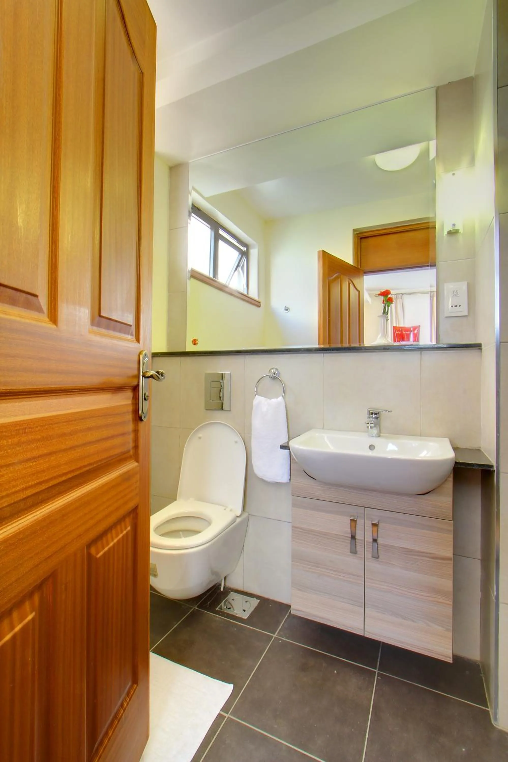 Toilet in Fedha Residences by Trianum