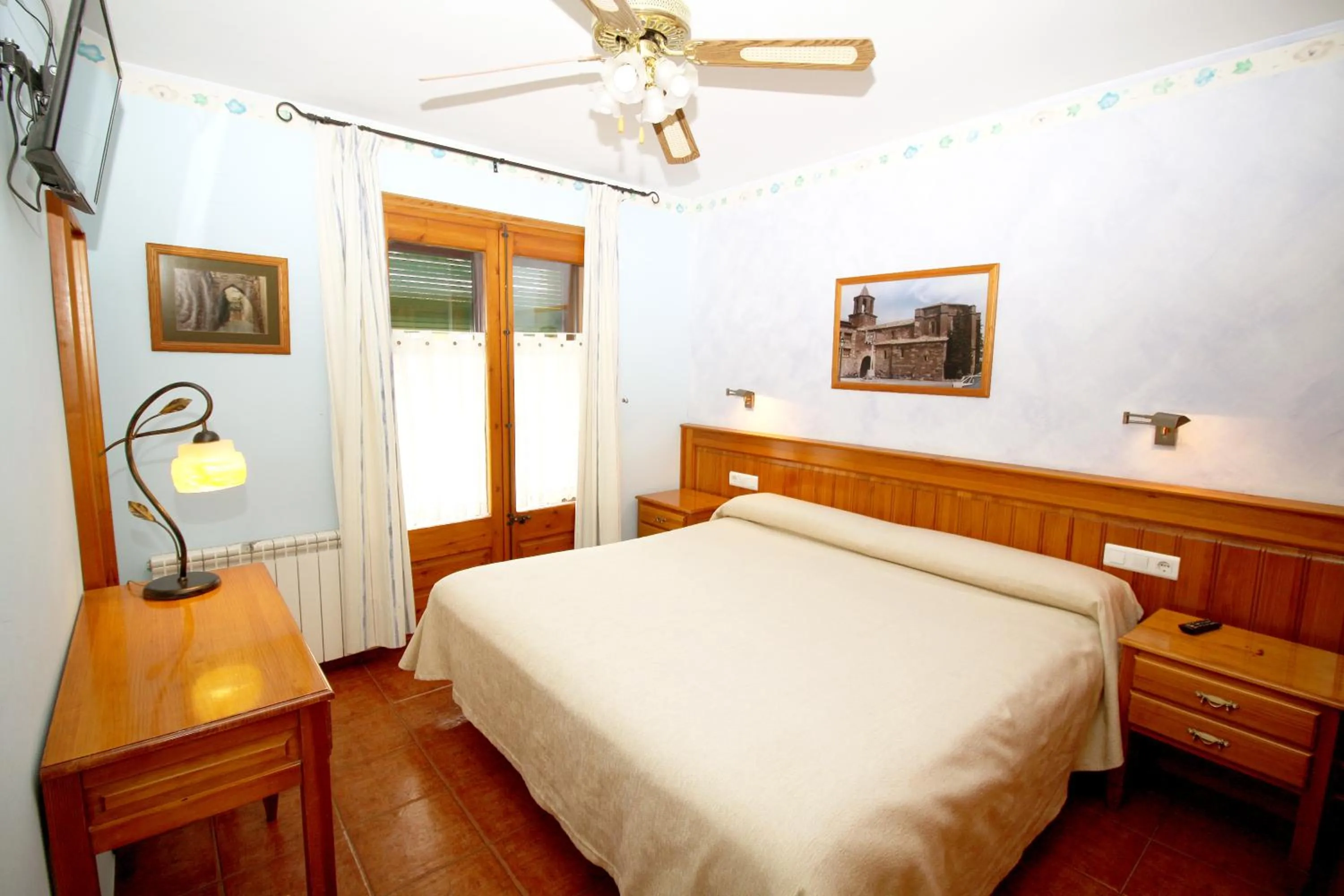 EVA & TRAVEL - Hotel LA BOTIGA