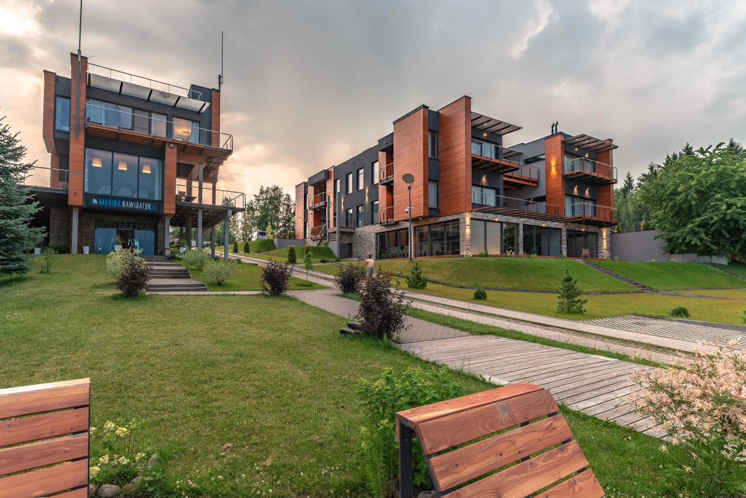 Property building in Marina Nawigator