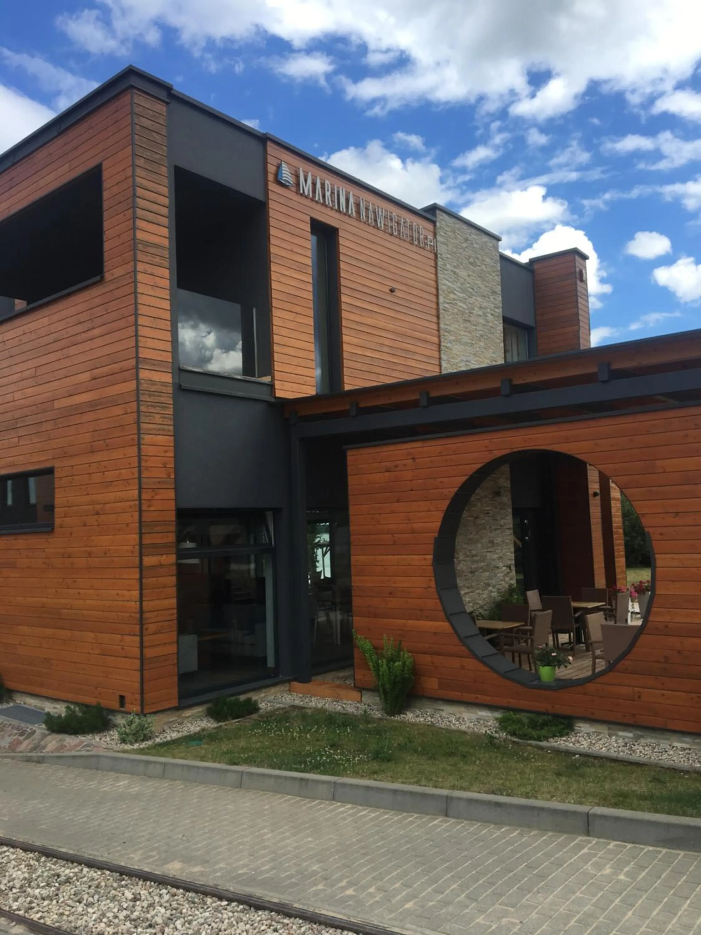 Facade/entrance in Marina Nawigator