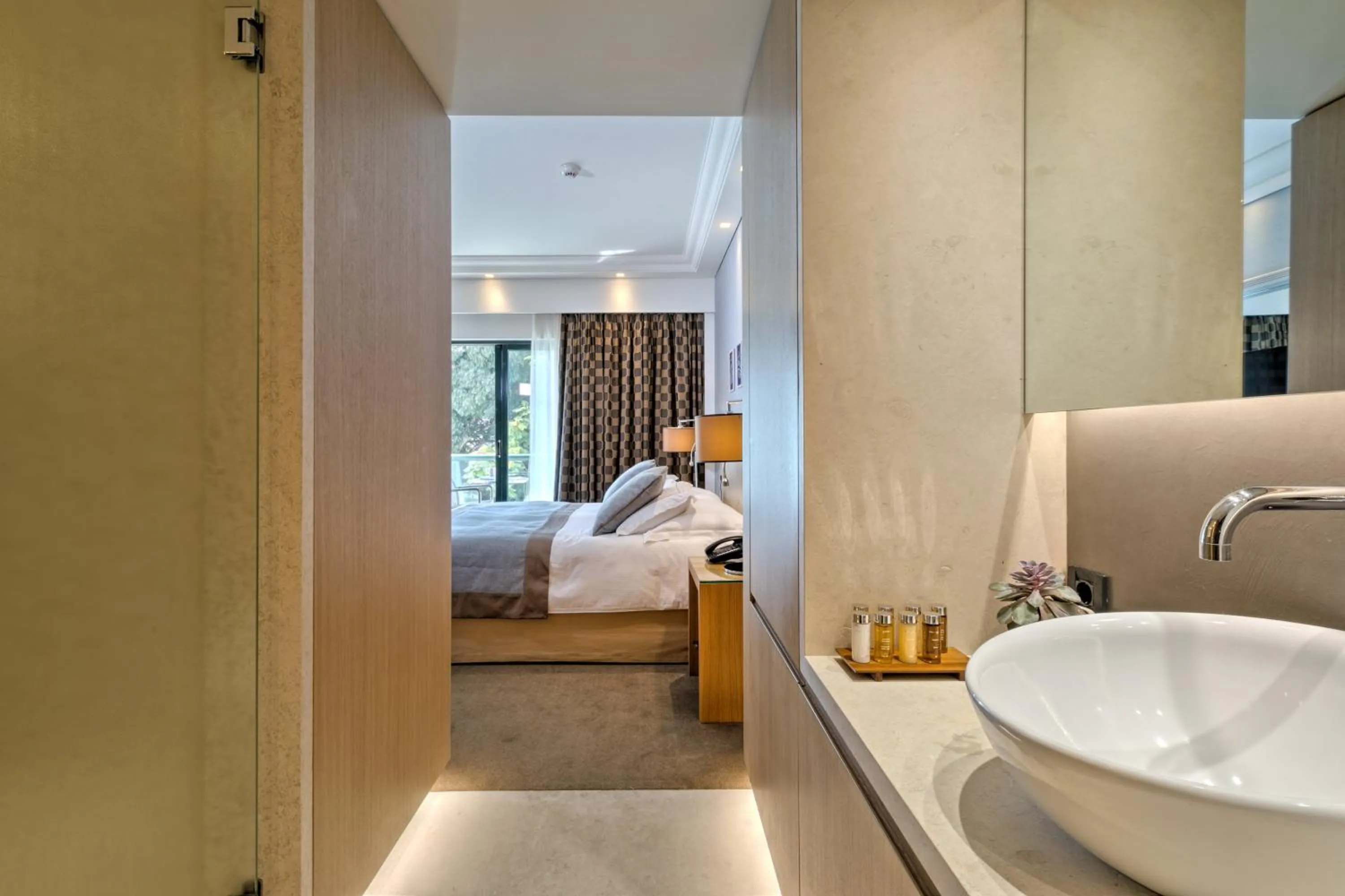 Bedroom, Bed in Rodos Park