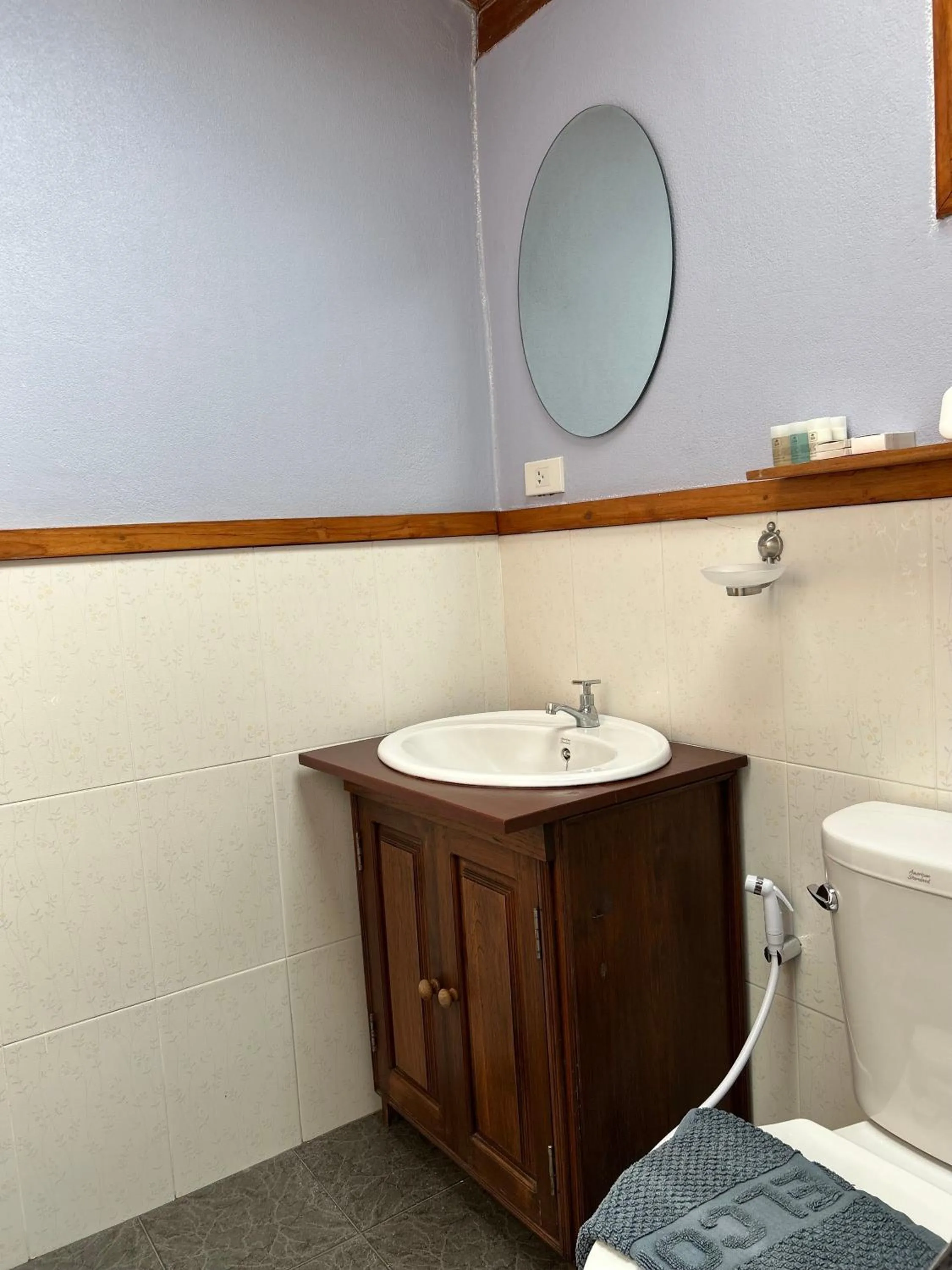 At Home Chiang Dao, Pooch Lovers