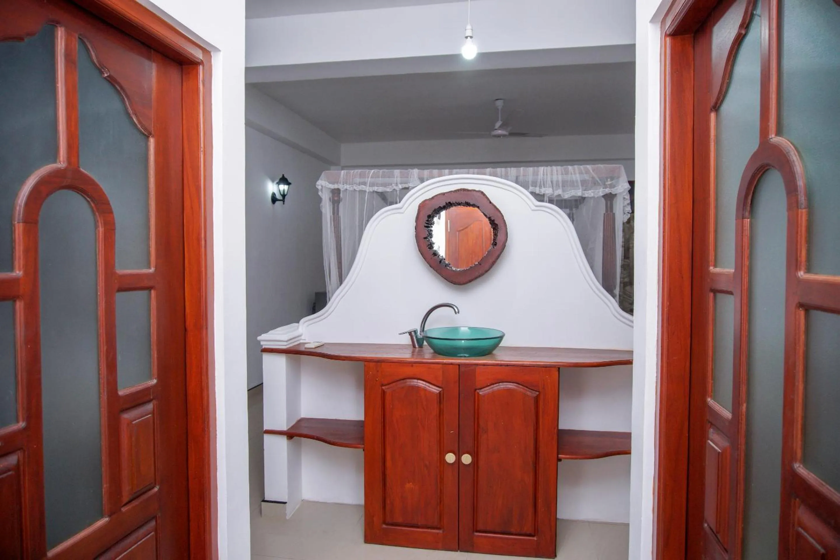 Bedroom in No Name Rest