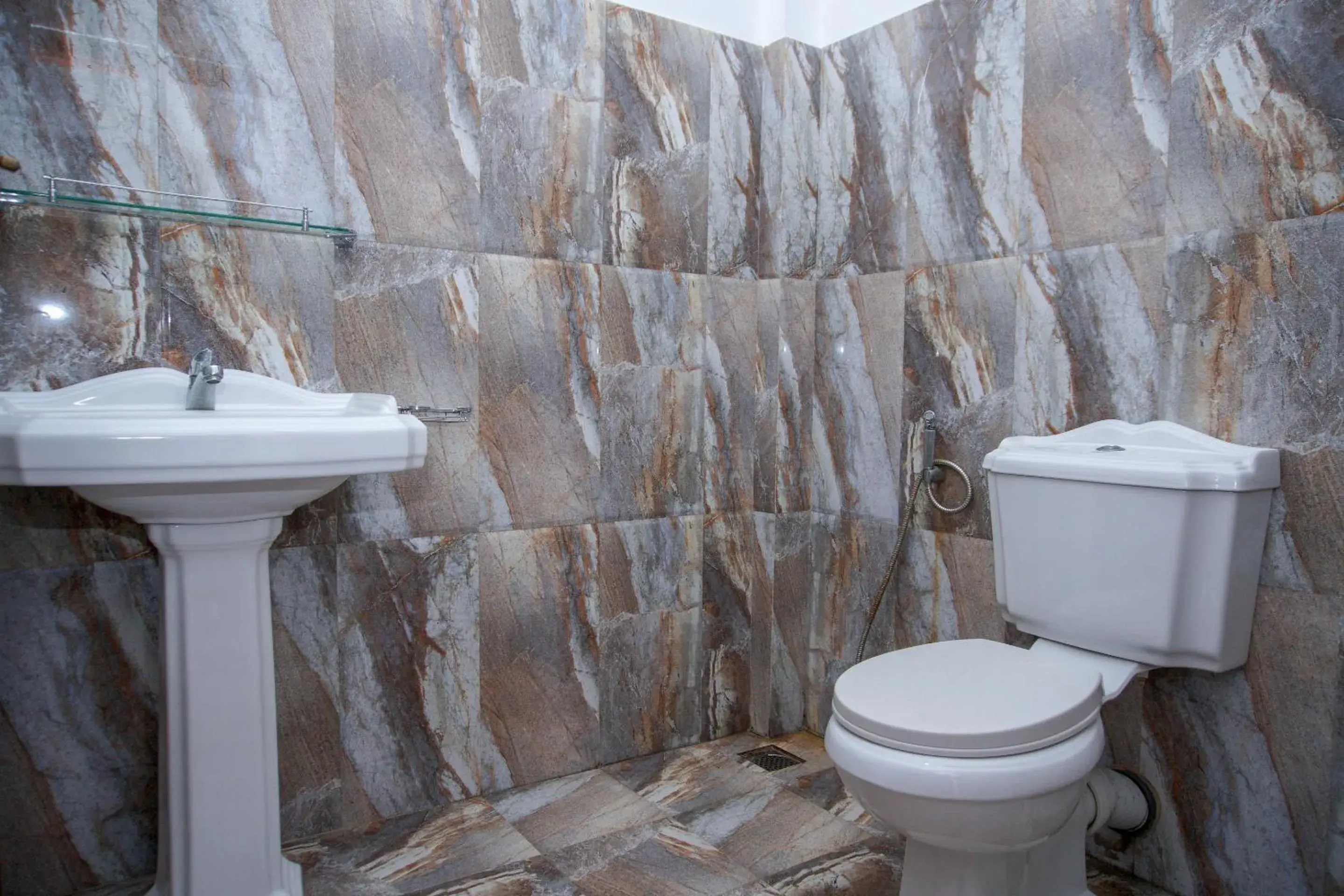 Deluxe Family Room in No Name Rest Deluxe Family Room in No Name Rest