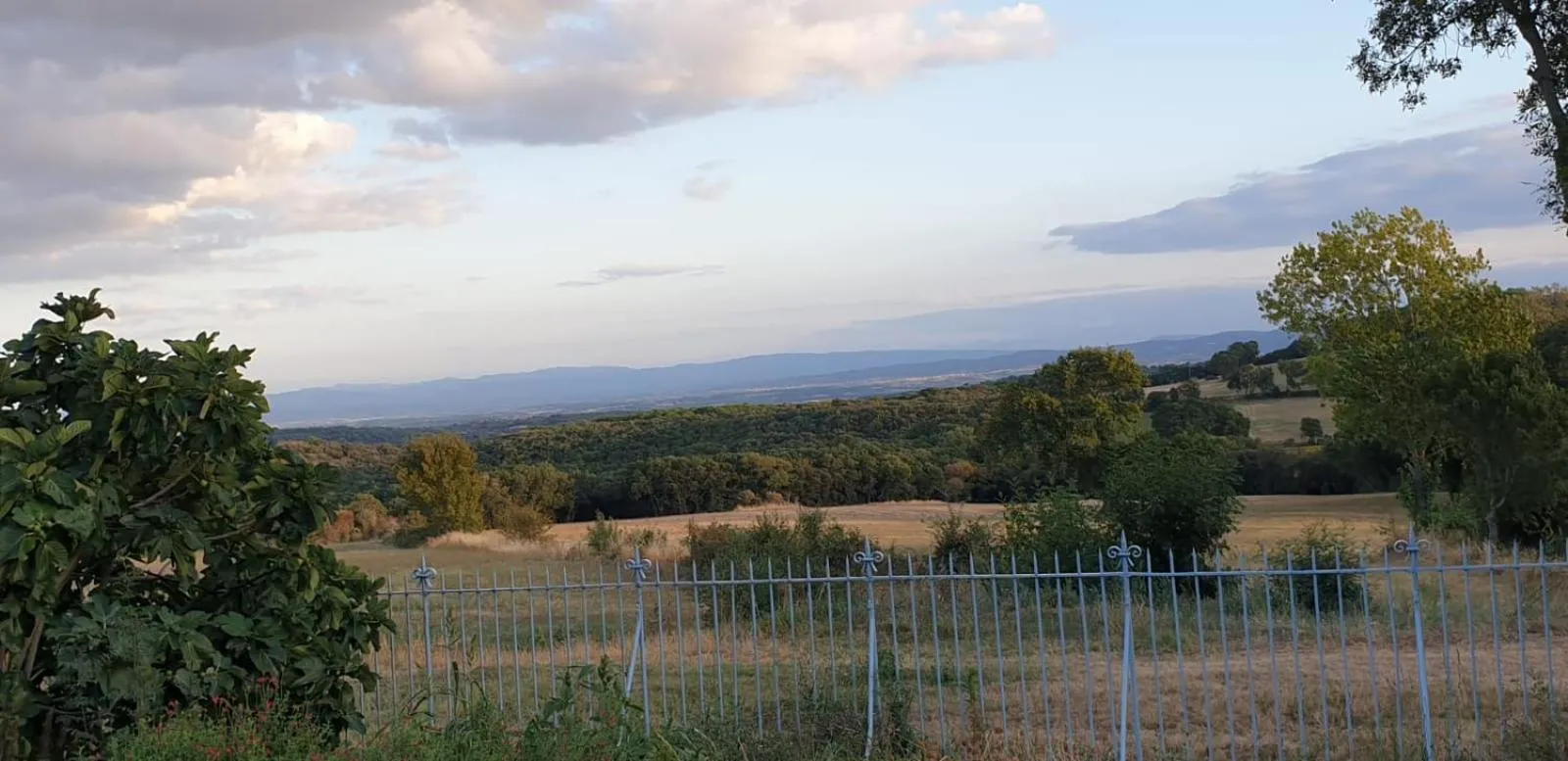 Mountain view in Château de Villeneuve - Montolieu