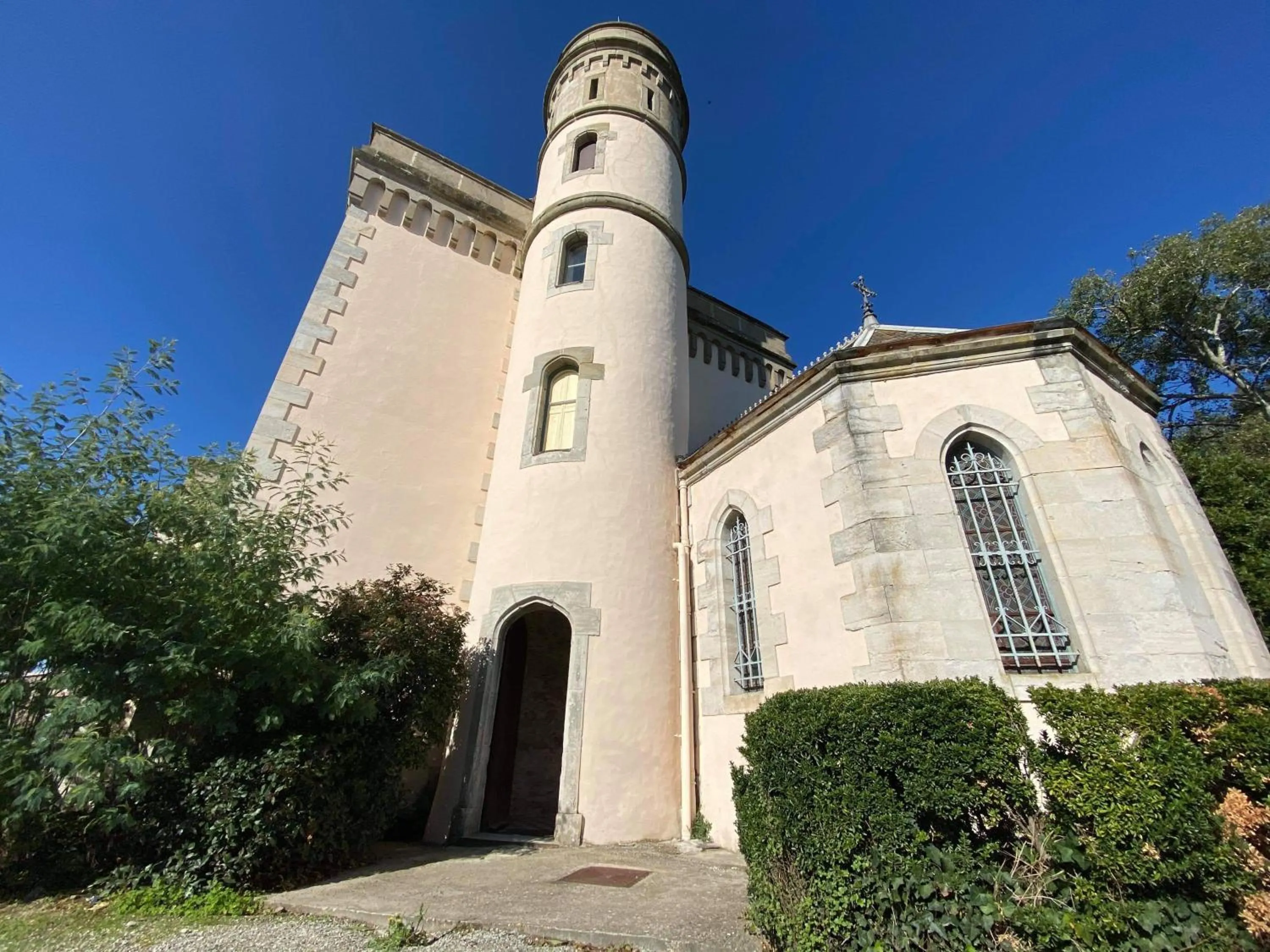 Property building in Château de Villeneuve - Montolieu