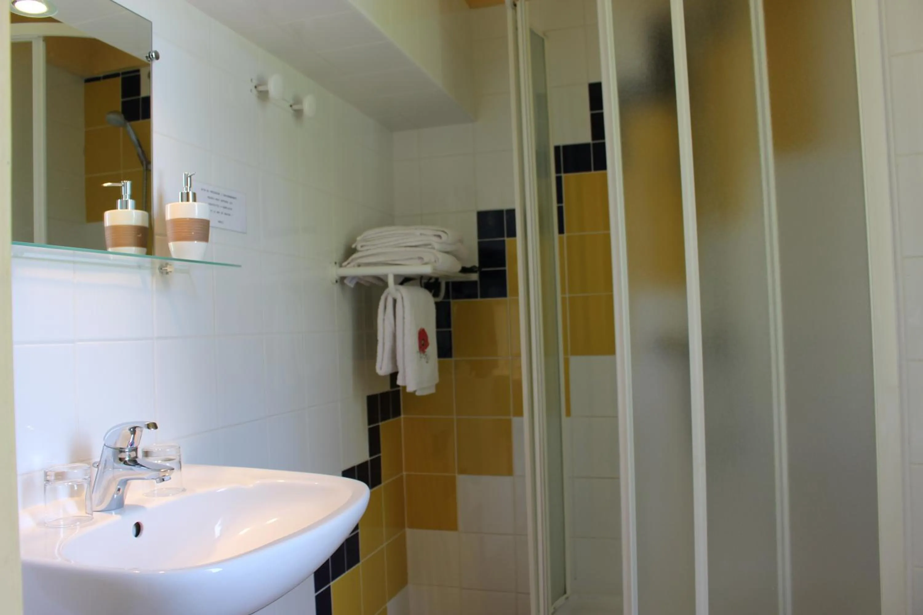 Bathroom in Château de Villeneuve - Montolieu