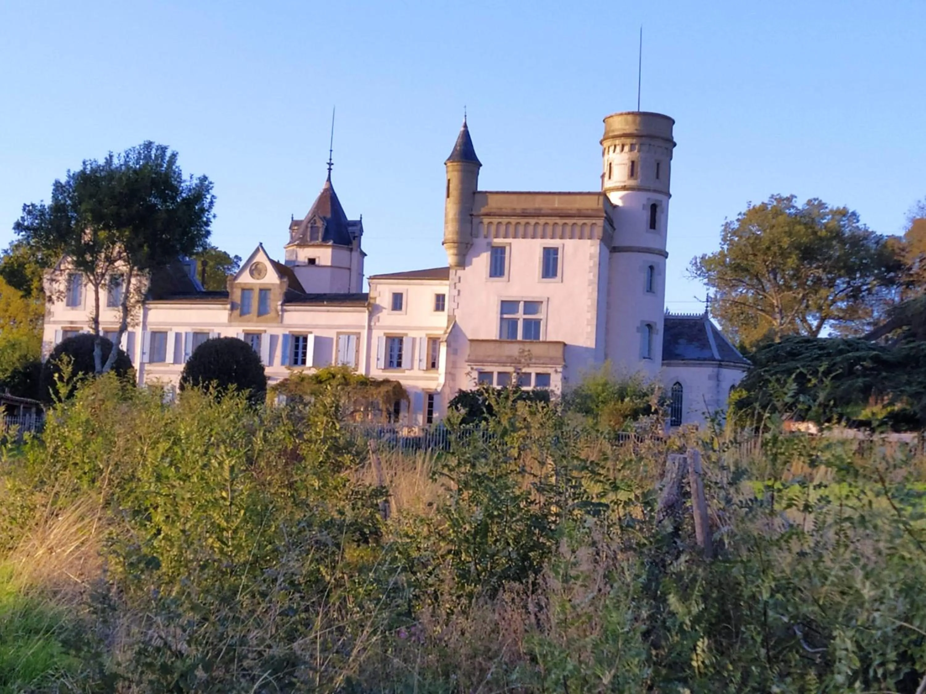 Property building in Château de Villeneuve - Montolieu
