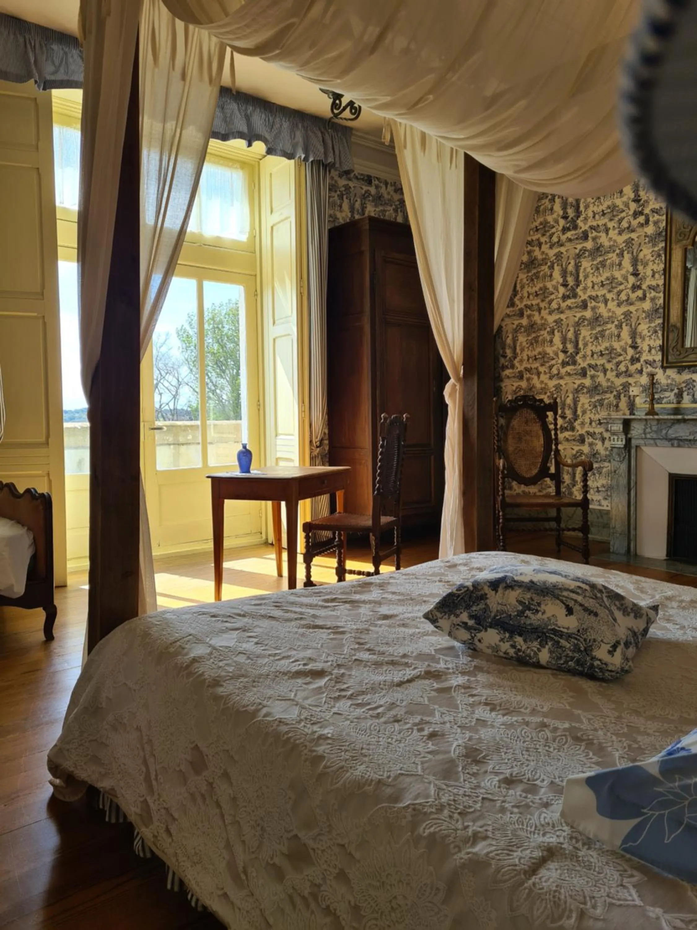 Bed in Château de Villeneuve - Montolieu