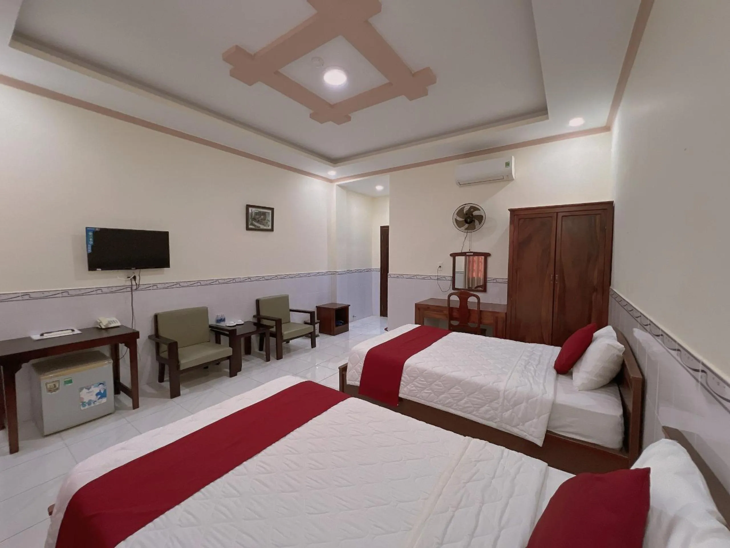 Bed in Hoang Duc Hotel