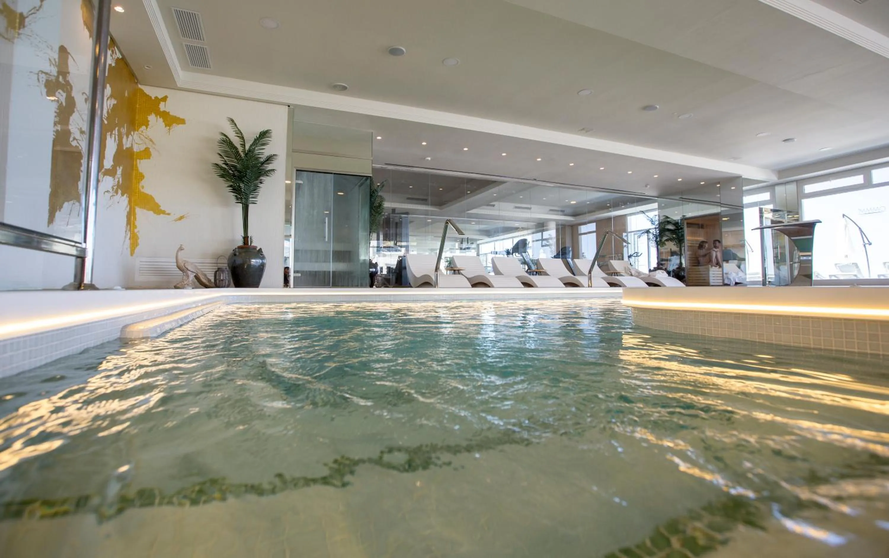 Hot Tub in ON Hotels Oceanfront Adults Designed