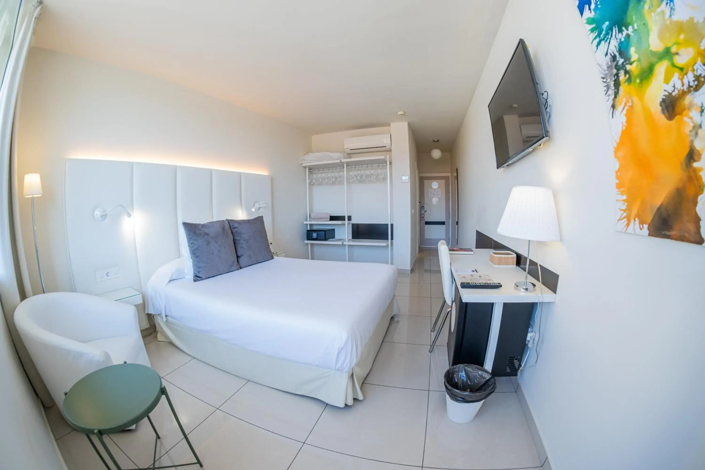 Standard Single Room in ON Hotels Oceanfront Adults Designed Standard Single Room in ON Hotels Oceanfront Adults Designed