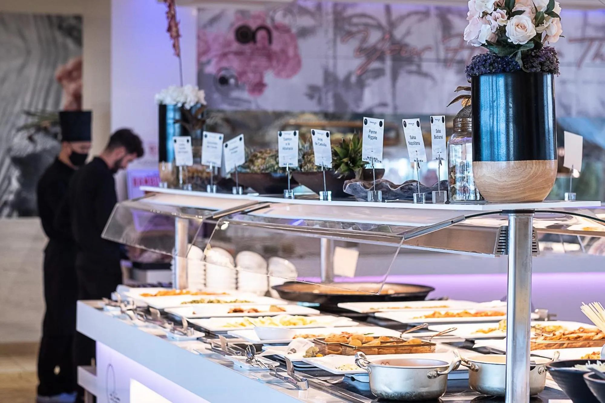 Restaurant/places to eat in ON Hotels Oceanfront Adults Designed