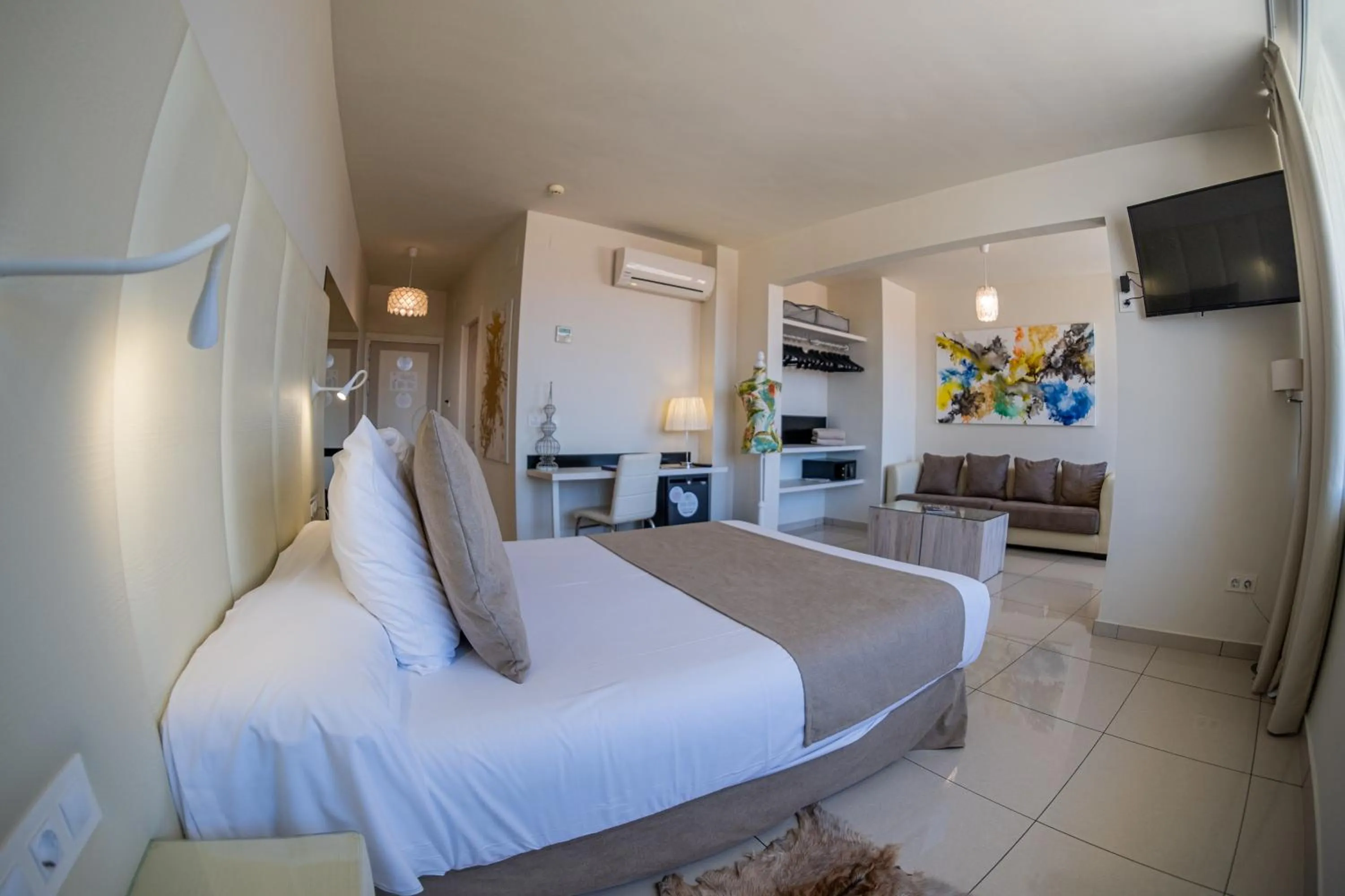 Bed in ON Hotels Oceanfront Adults Designed