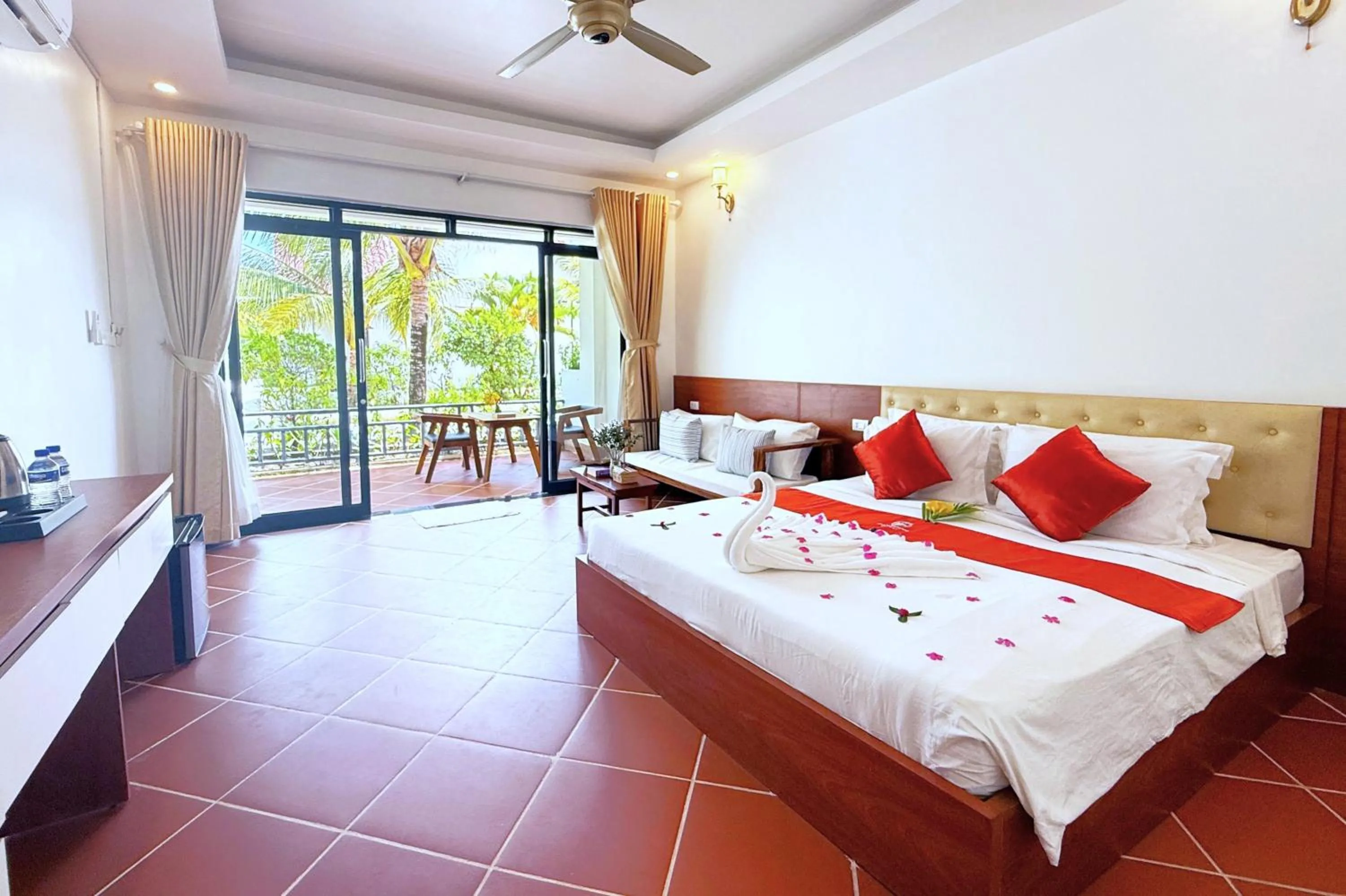 View (from property/room), Bed in SoonNoeng Resort
