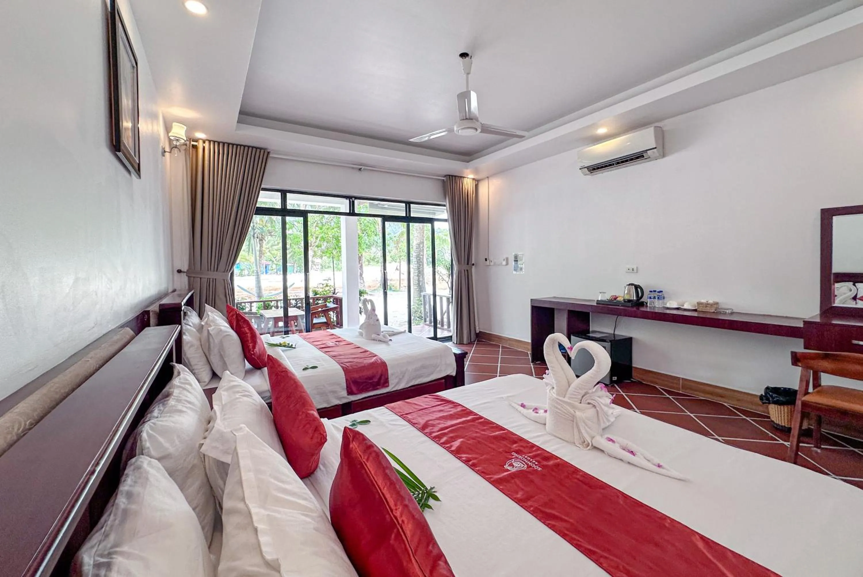 Bed in SoonNoeng Resort
