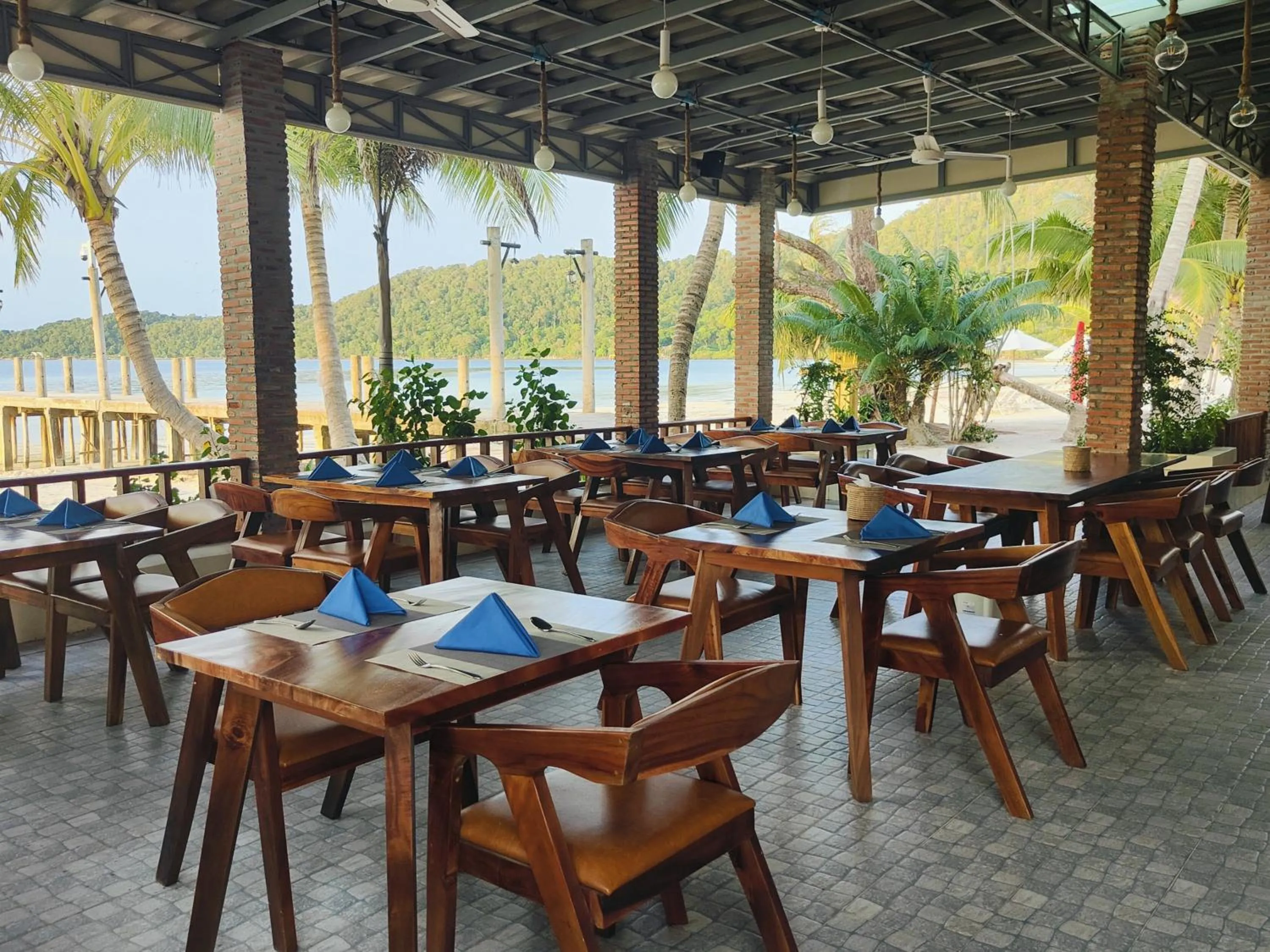 Restaurant/places to eat in SoonNoeng Resort