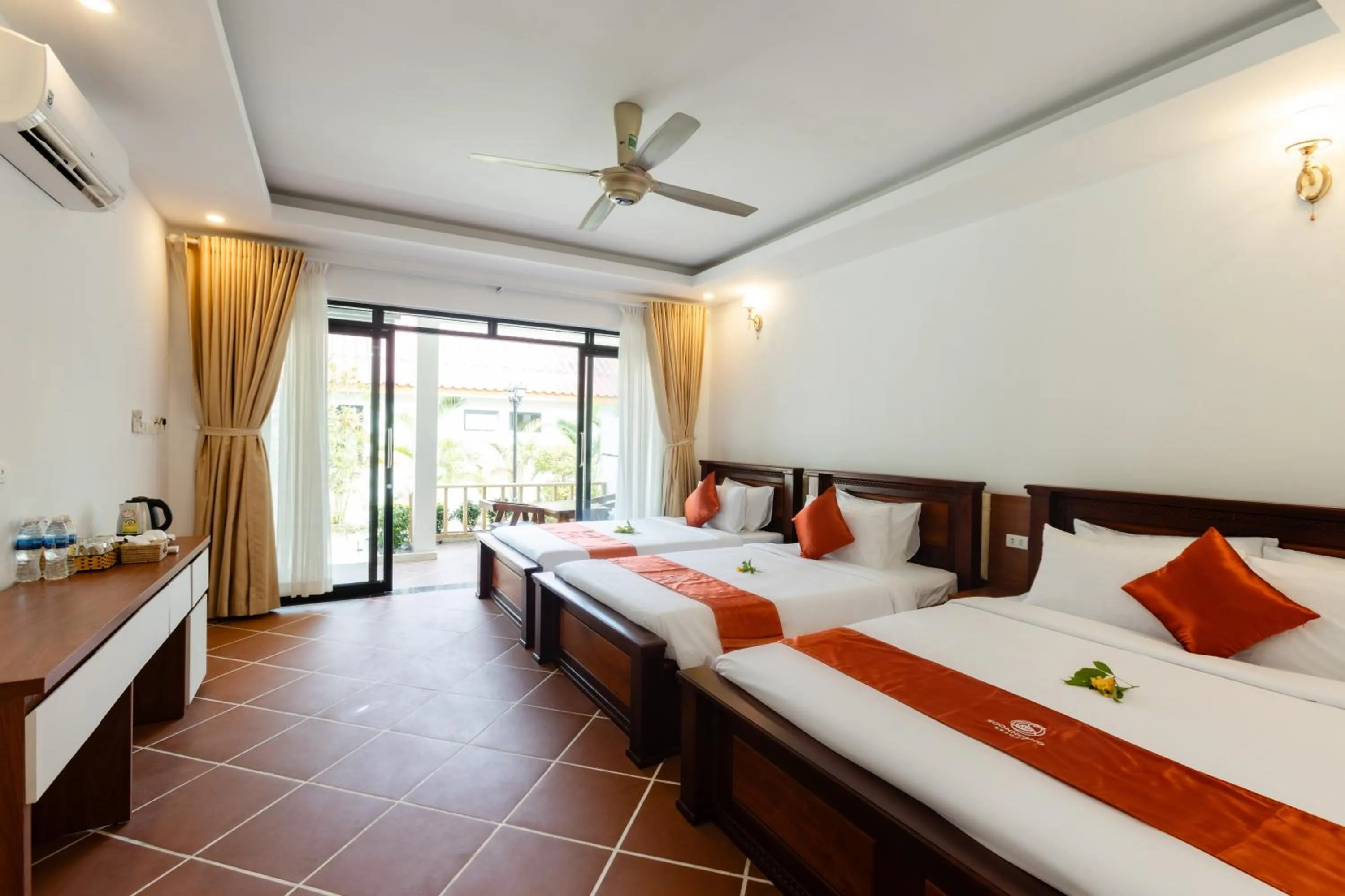 Bed in SoonNoeng Resort