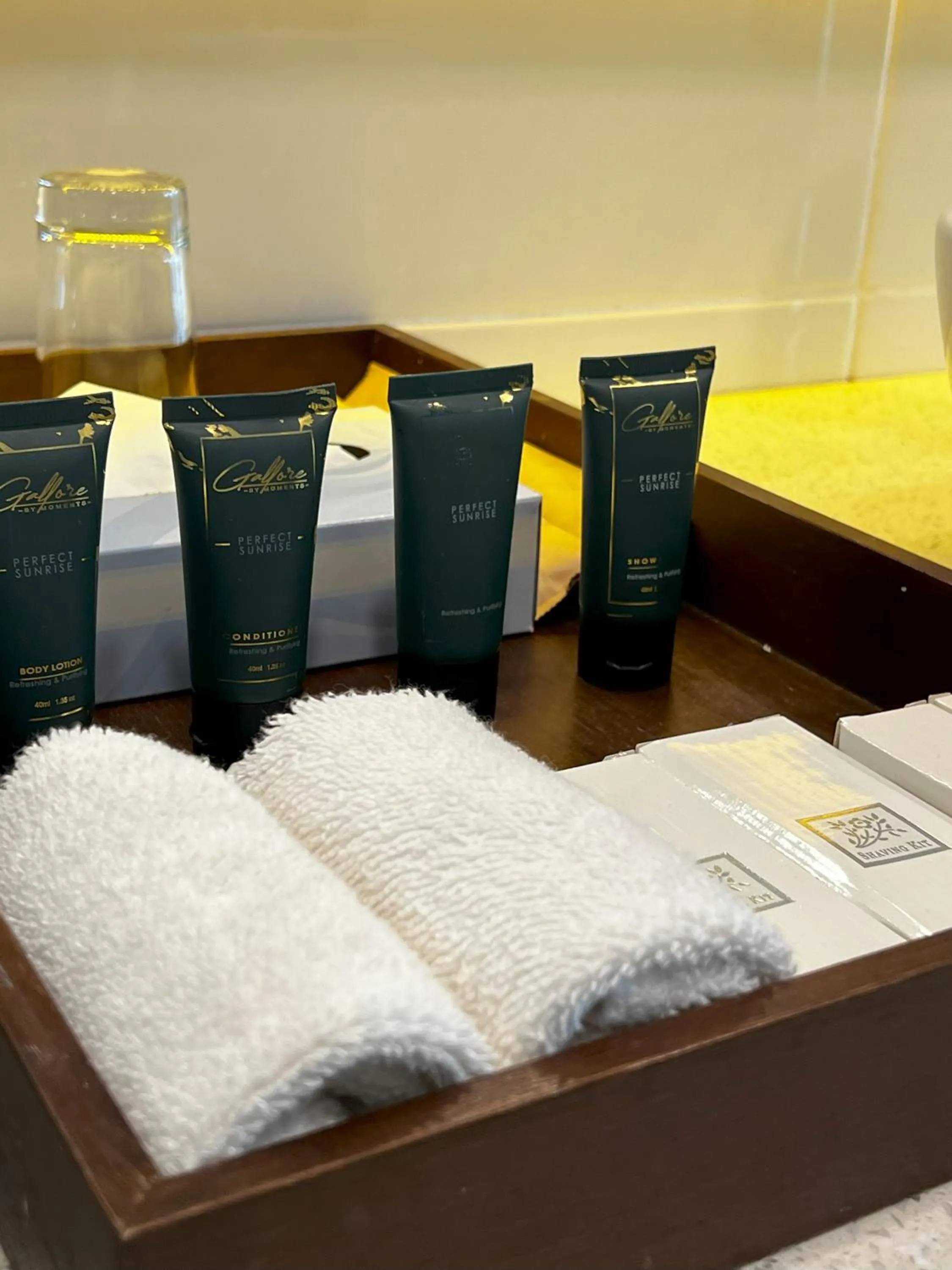 Bathroom, Bed in Cenang Plaza Beach Hotel