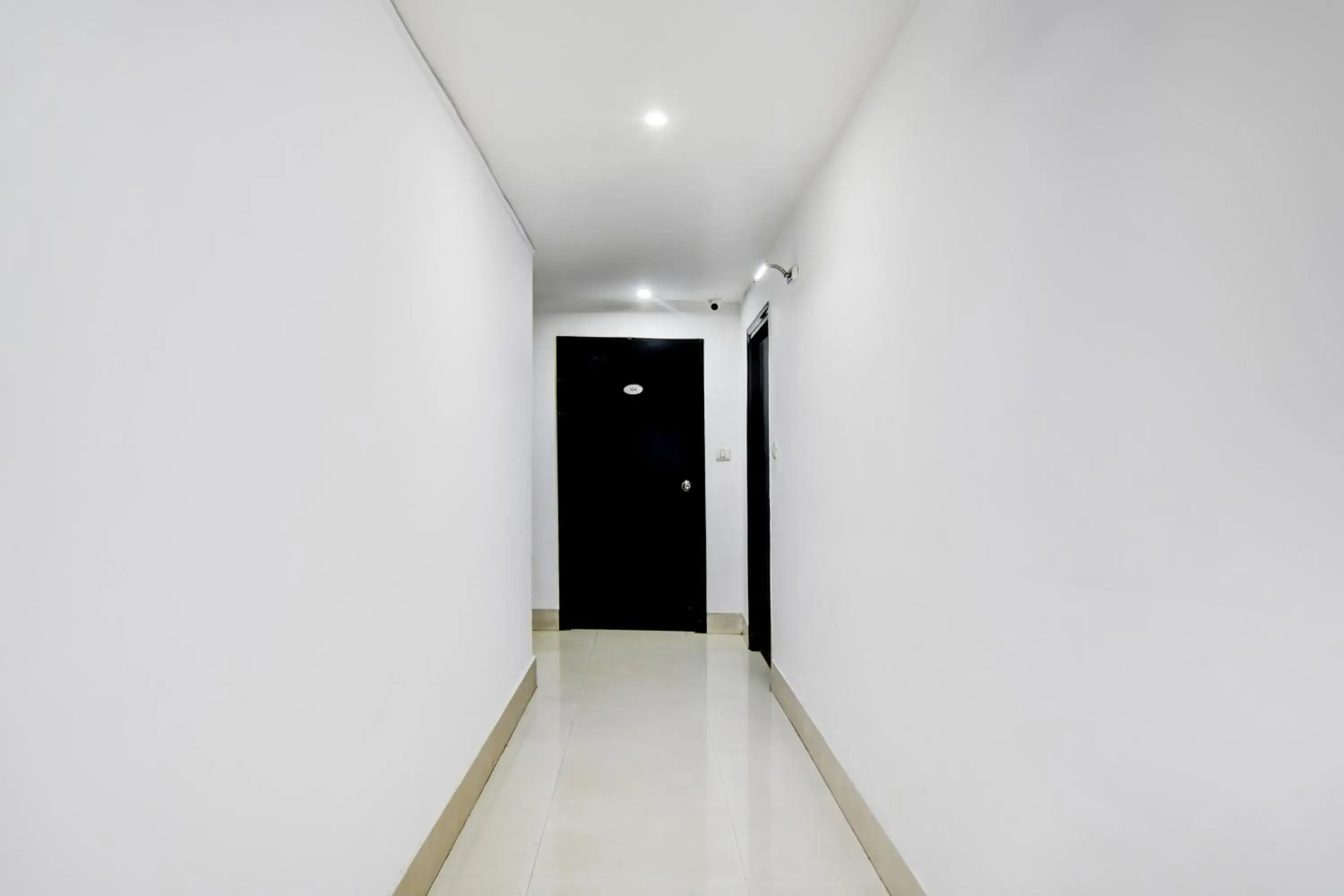 Lobby or reception in Super Townhouse Oak Ballygunge Formerly Hotel Lovelock Lobby or reception in Super Townhouse Oak Ballygunge Formerly Hotel Lovelock