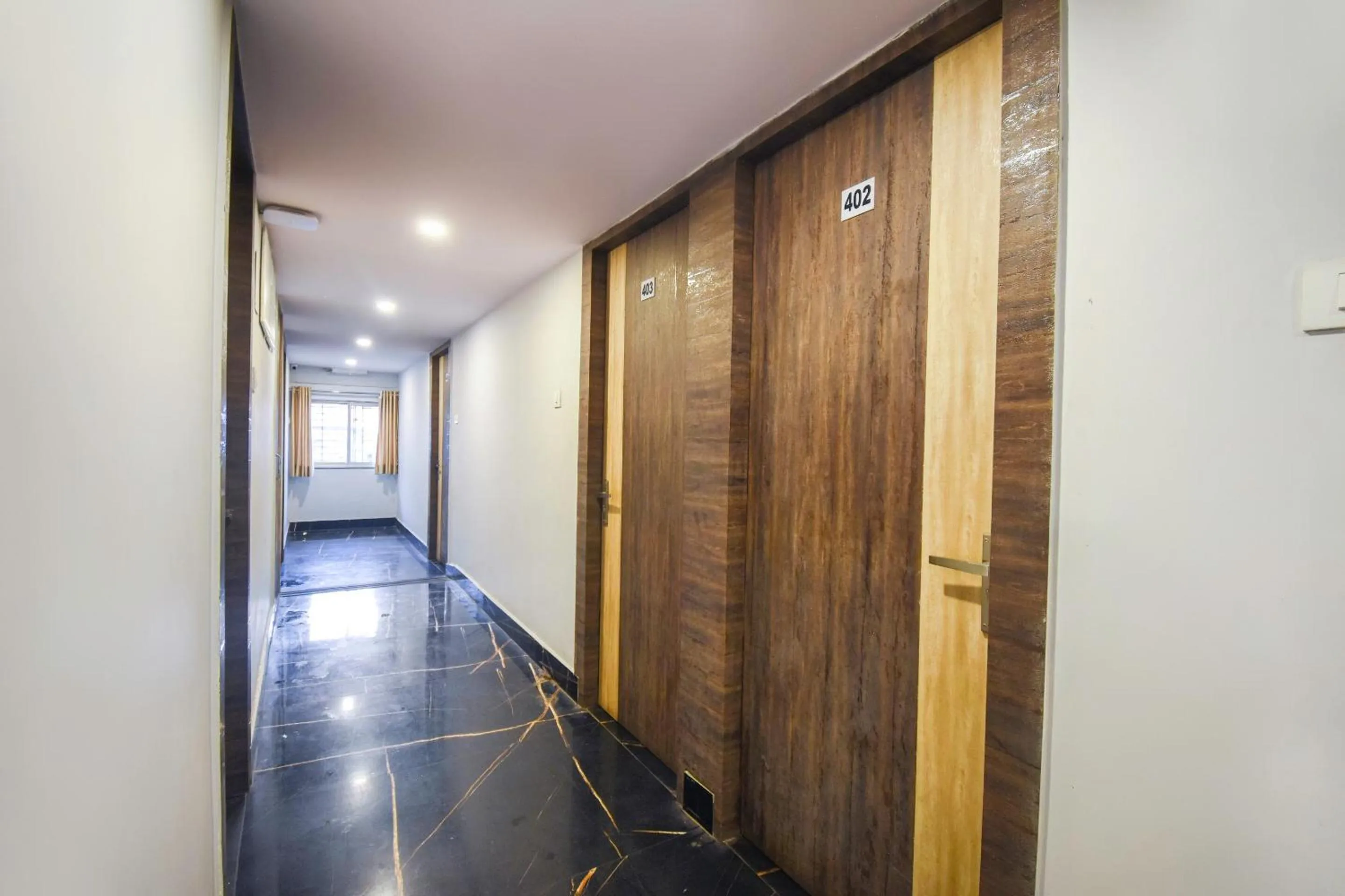 Lobby or reception in Hotel O Mourigram Near Andul Rd