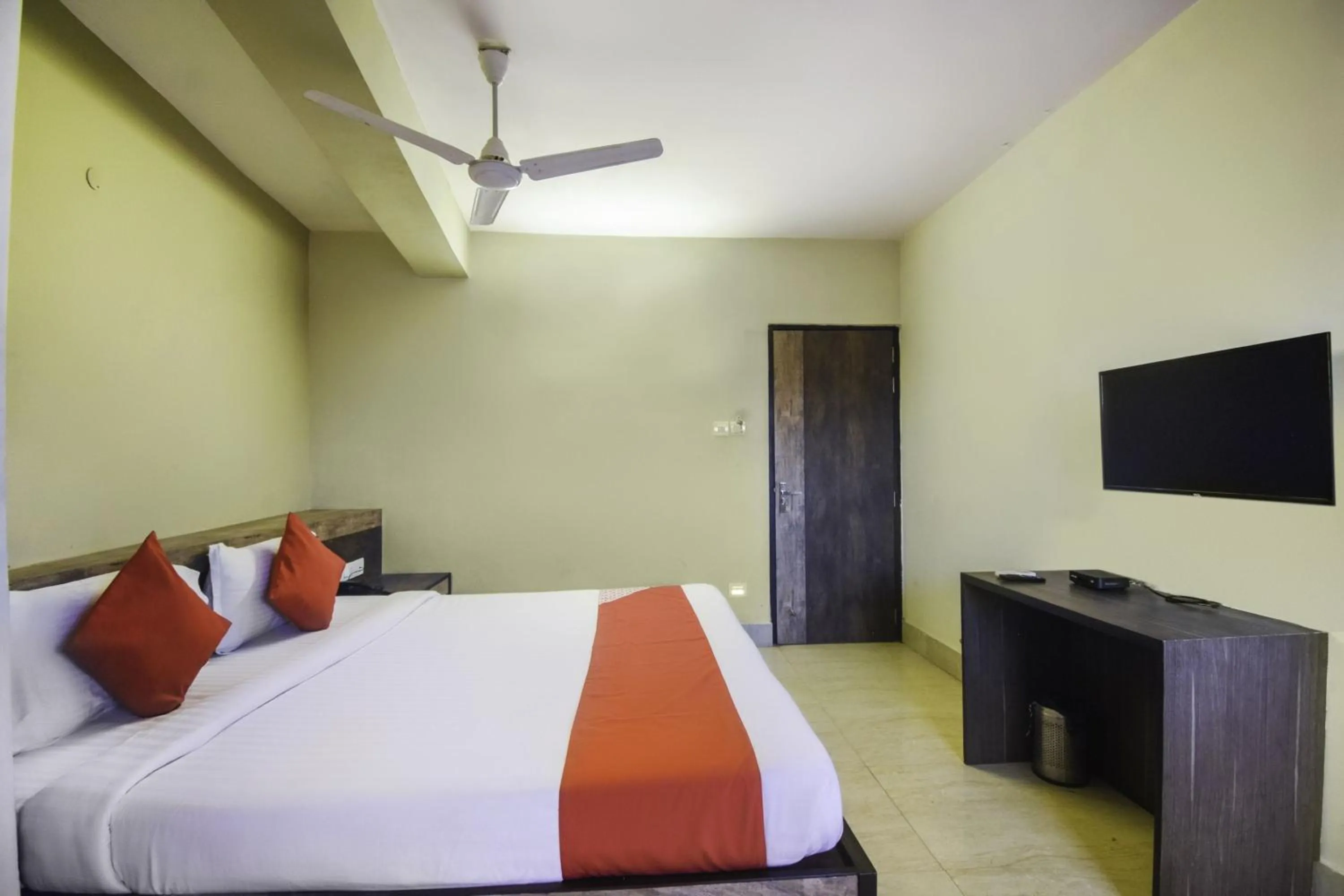 Bedroom, Bed in Hotel O Mourigram Near Andul Rd