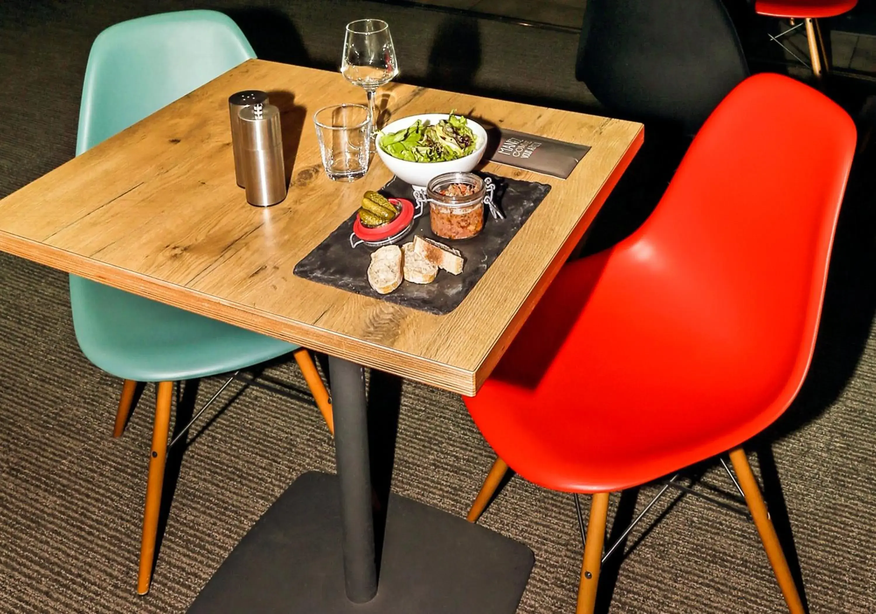 Restaurant/places to eat in ibis Cambrai Restaurant/places to eat in ibis Cambrai