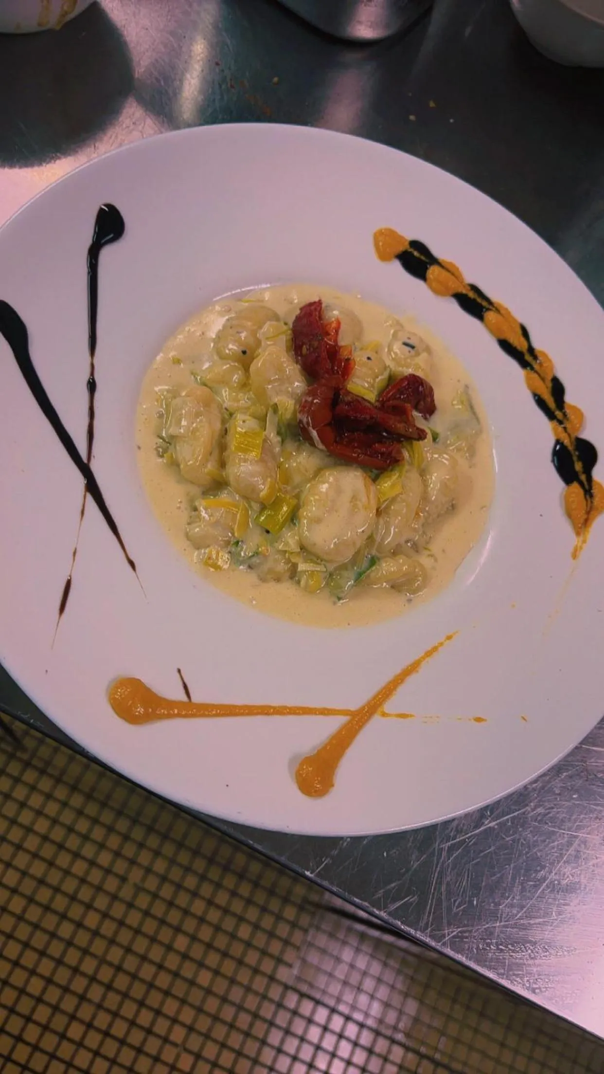 Restaurant/places to eat in ibis Cambrai