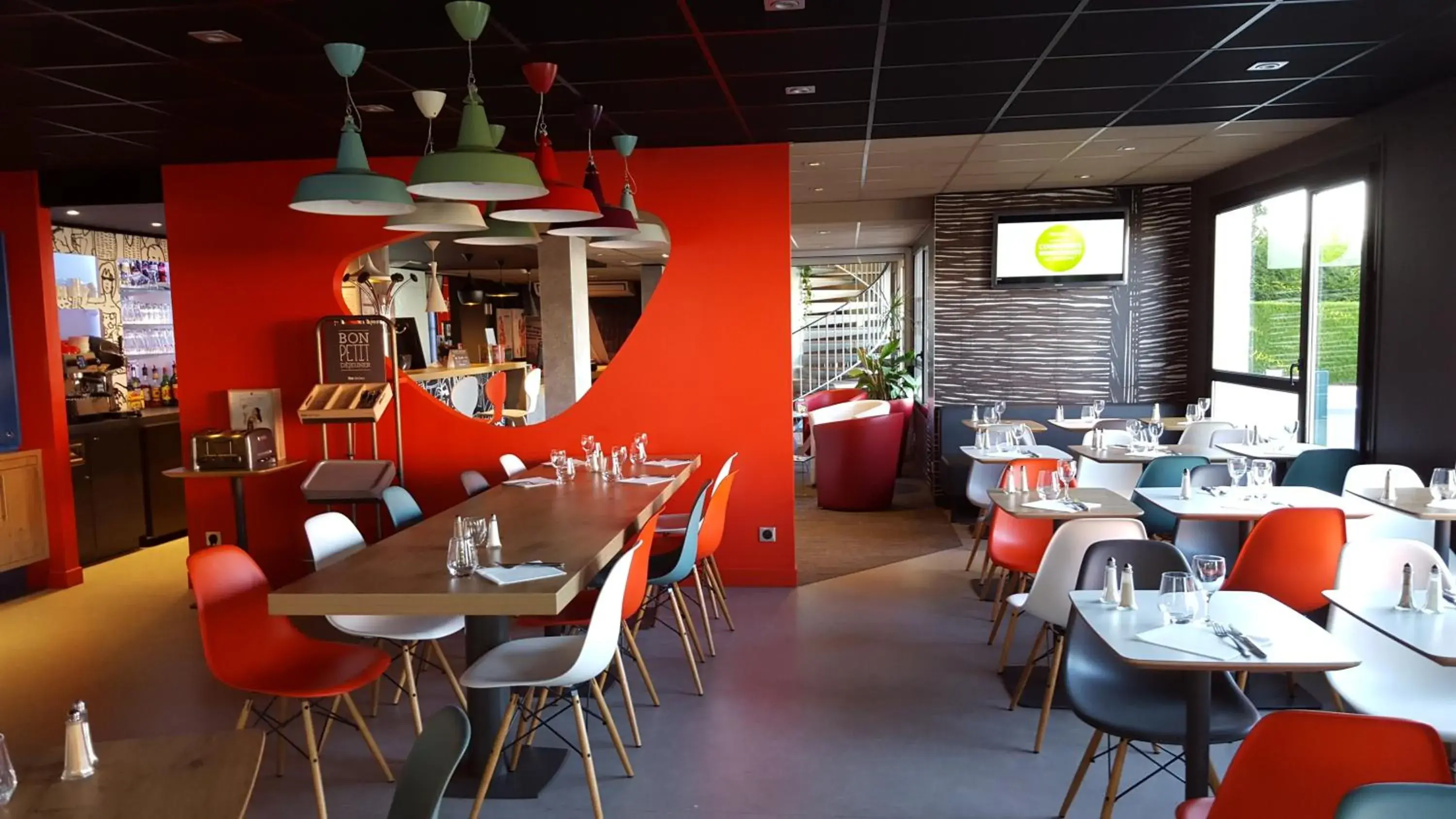 Restaurant/places to eat in ibis Cambrai Restaurant/places to eat in ibis Cambrai