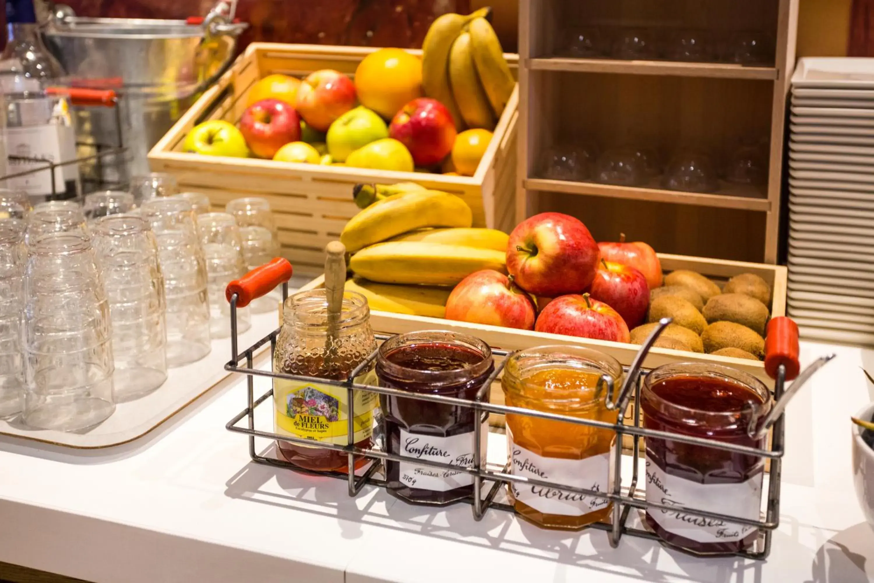 Food and drinks in ibis Cambrai Food and drinks in ibis Cambrai