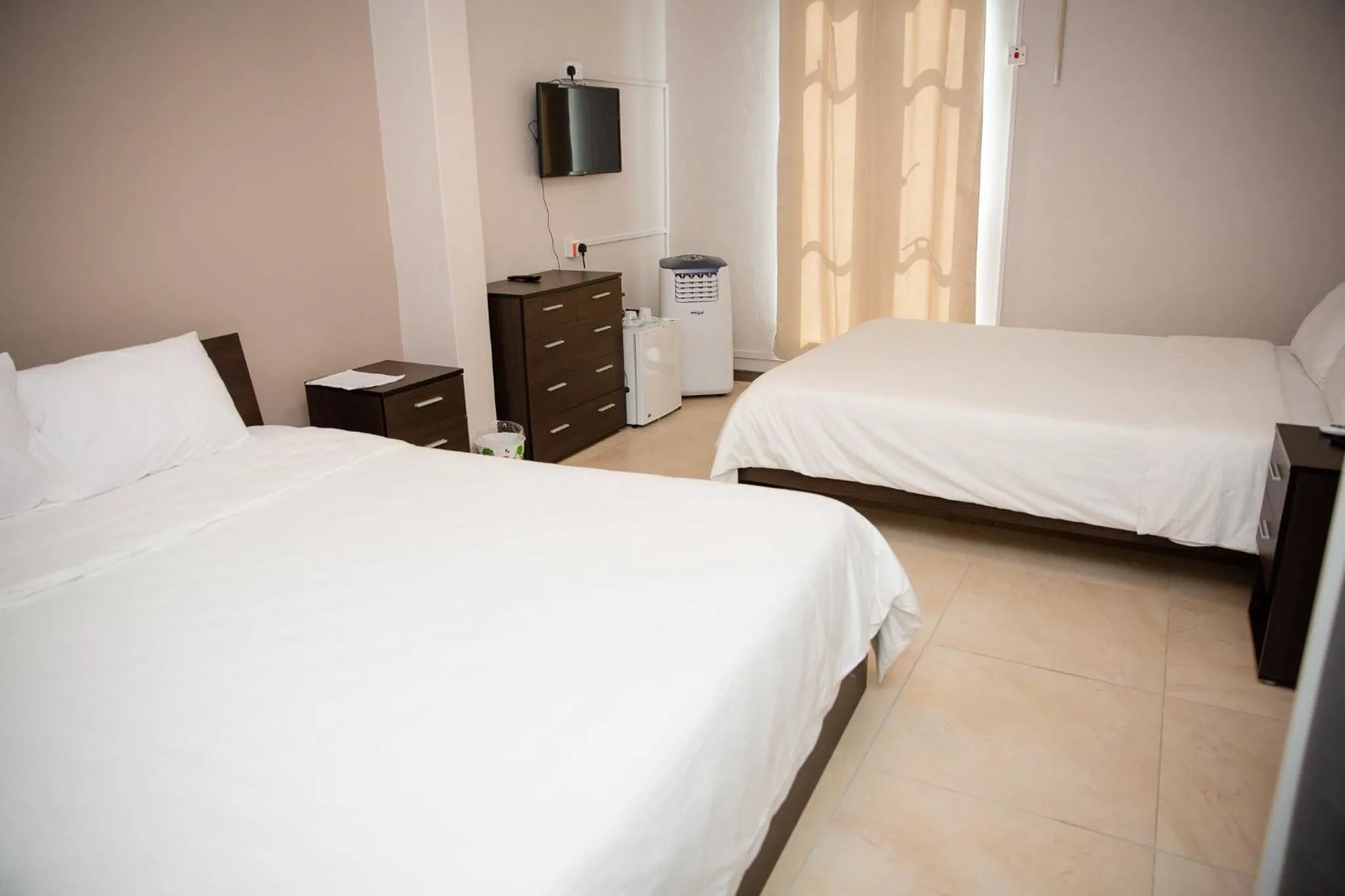 TV and multimedia, Bed in Landmark
