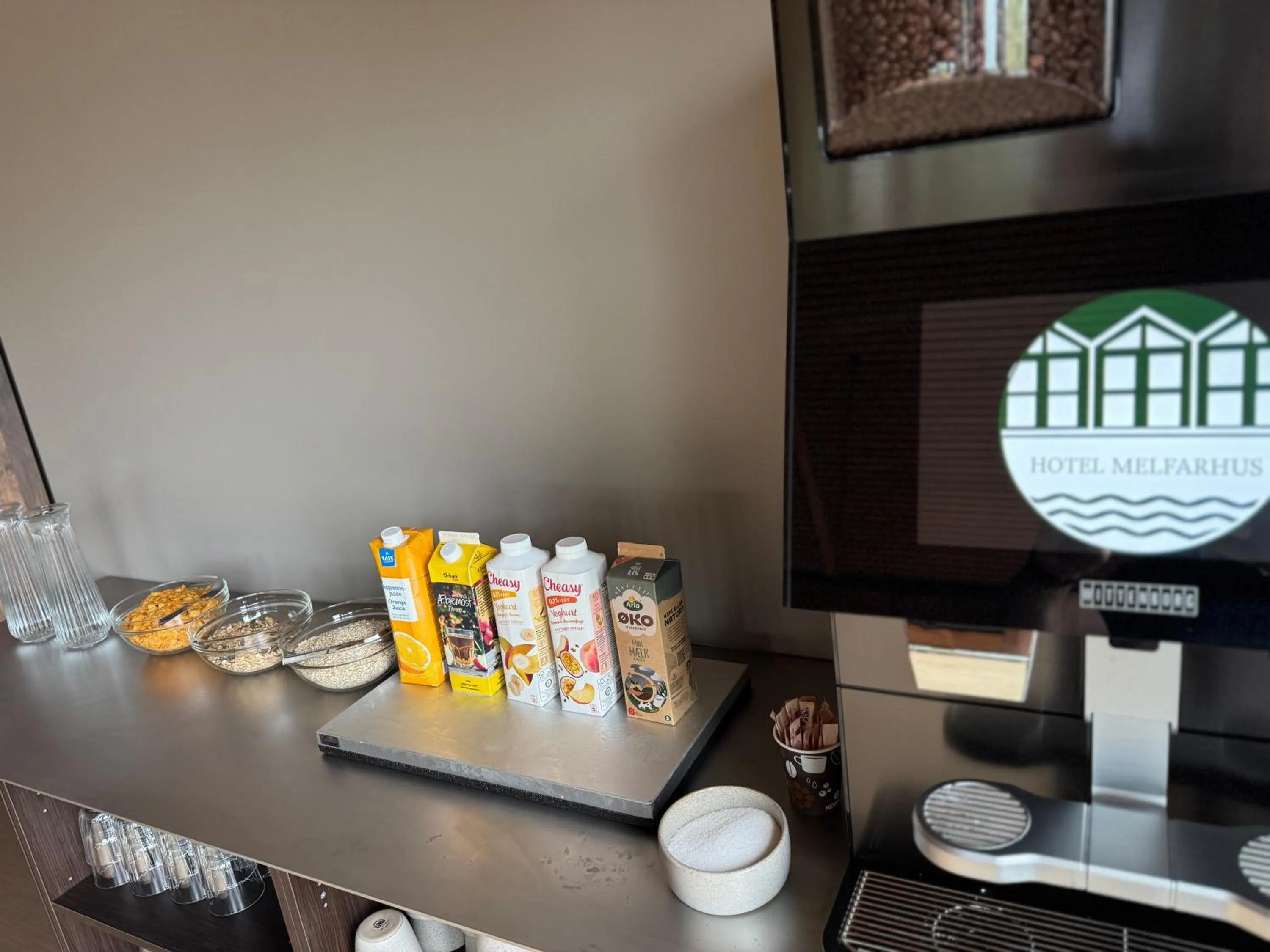 Coffee/tea facilities in Hotel Melfarhus