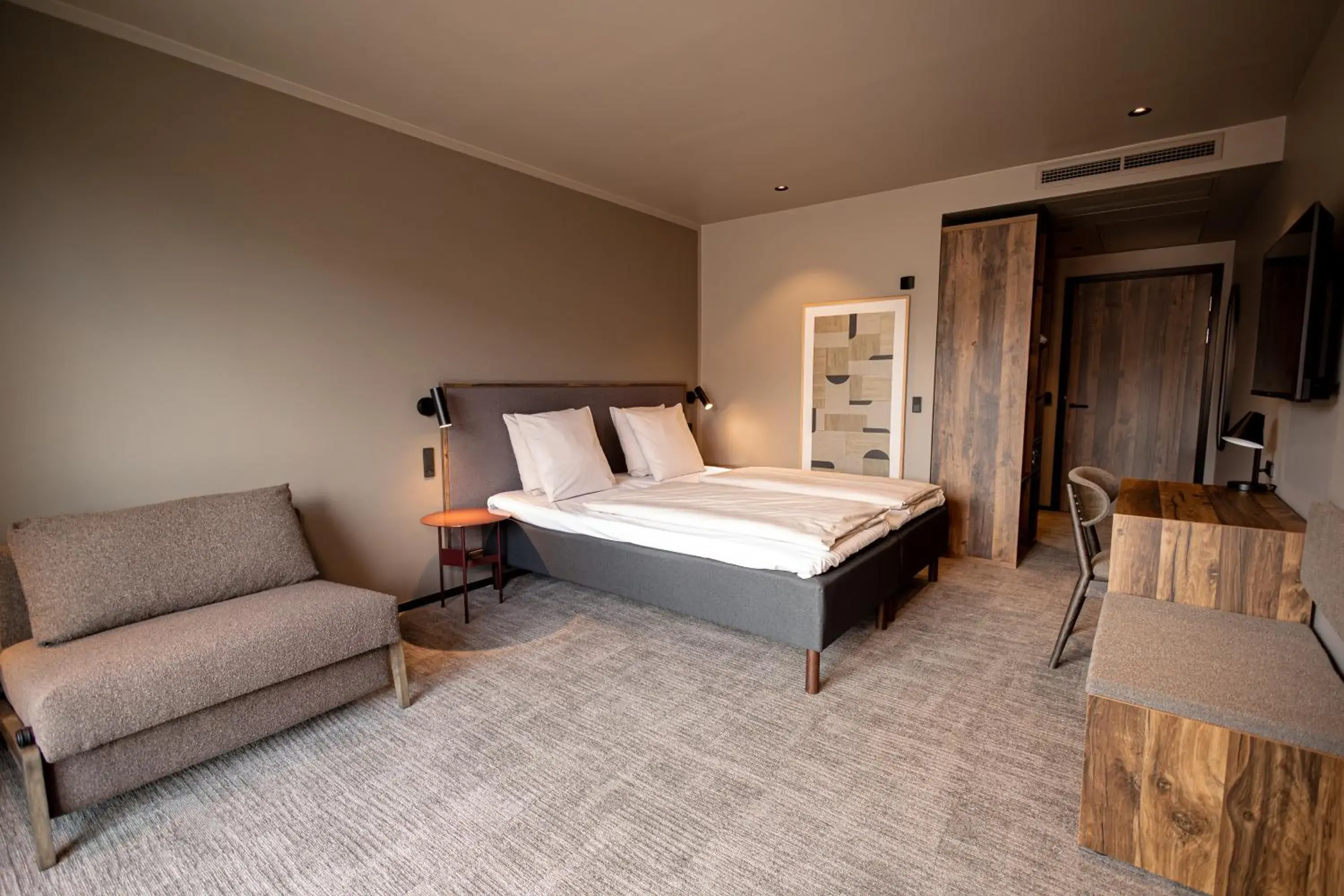 Superior Triple Room (No pets allowed) - single occupancy in Hotel Melfarhus Superior Triple Room (No pets allowed) - single occupancy in Hotel Melfarhus