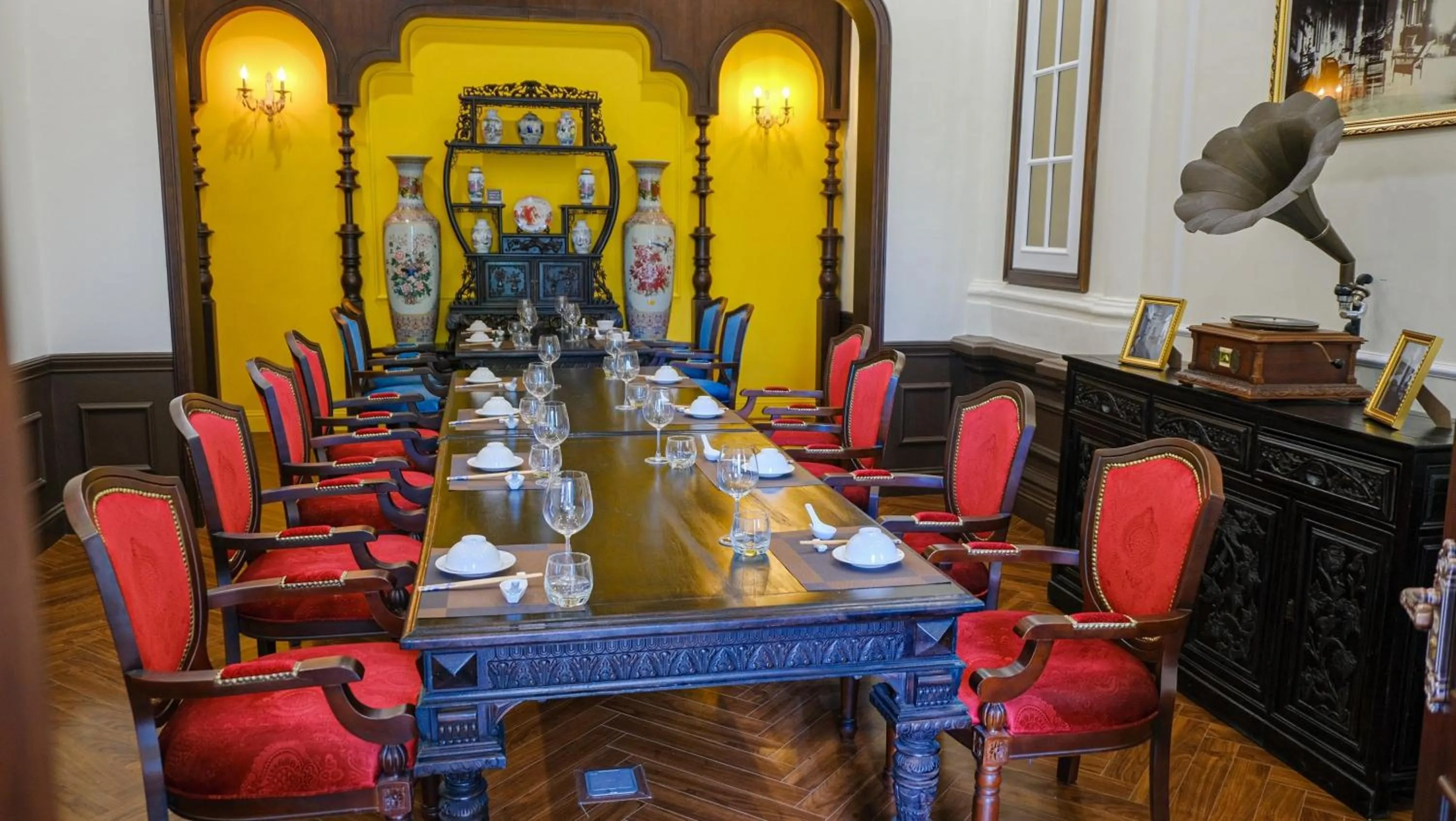 Restaurant/places to eat in Hotel Công Tử Bạc Liêu