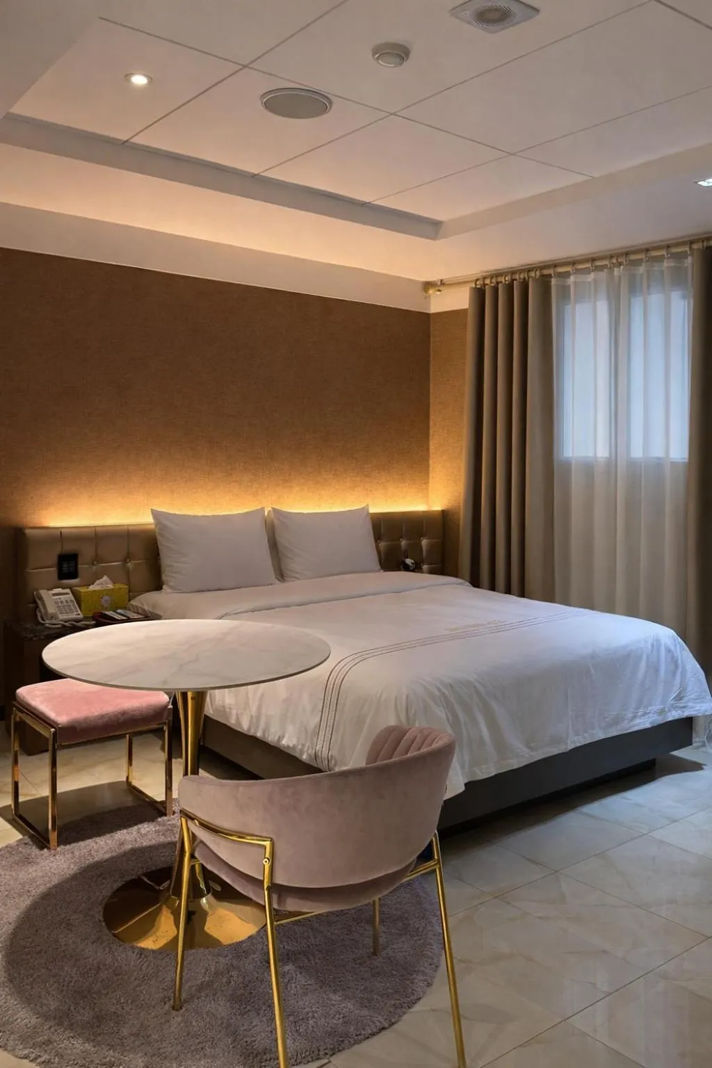 Bed in Zenith Tourist Hotel