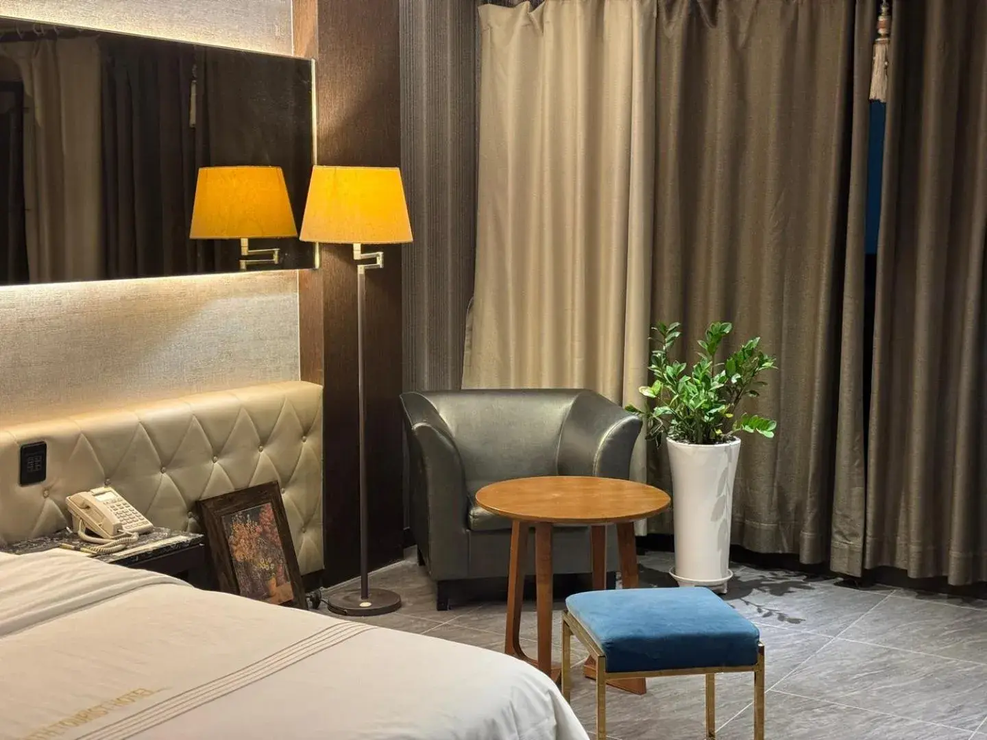 Bed in Zenith Tourist Hotel Bed in Zenith Tourist Hotel