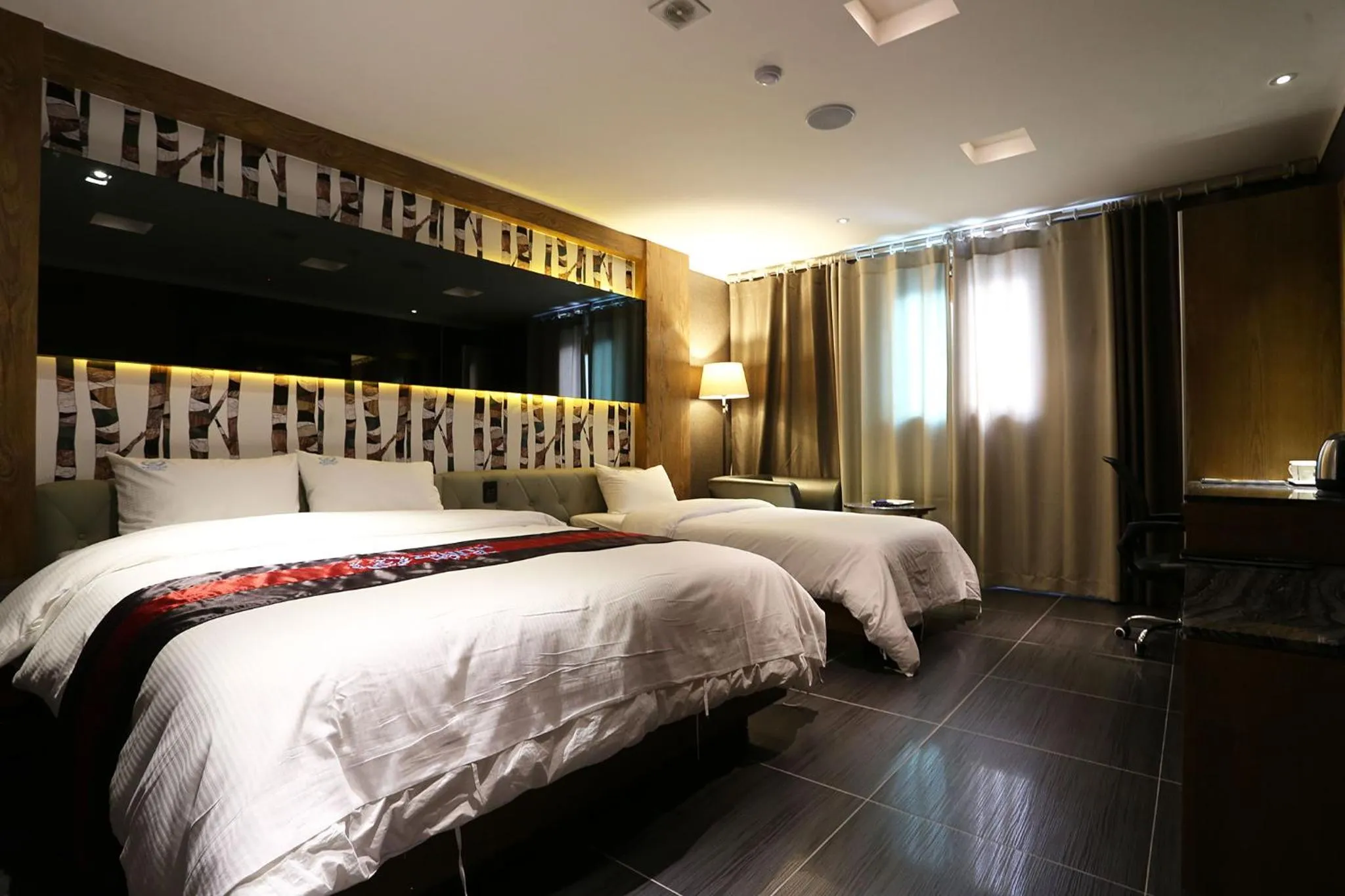 Bed in Zenith Tourist Hotel