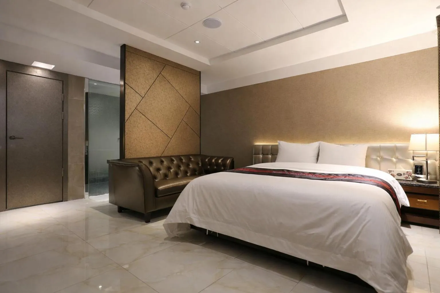 Bed in Zenith Tourist Hotel